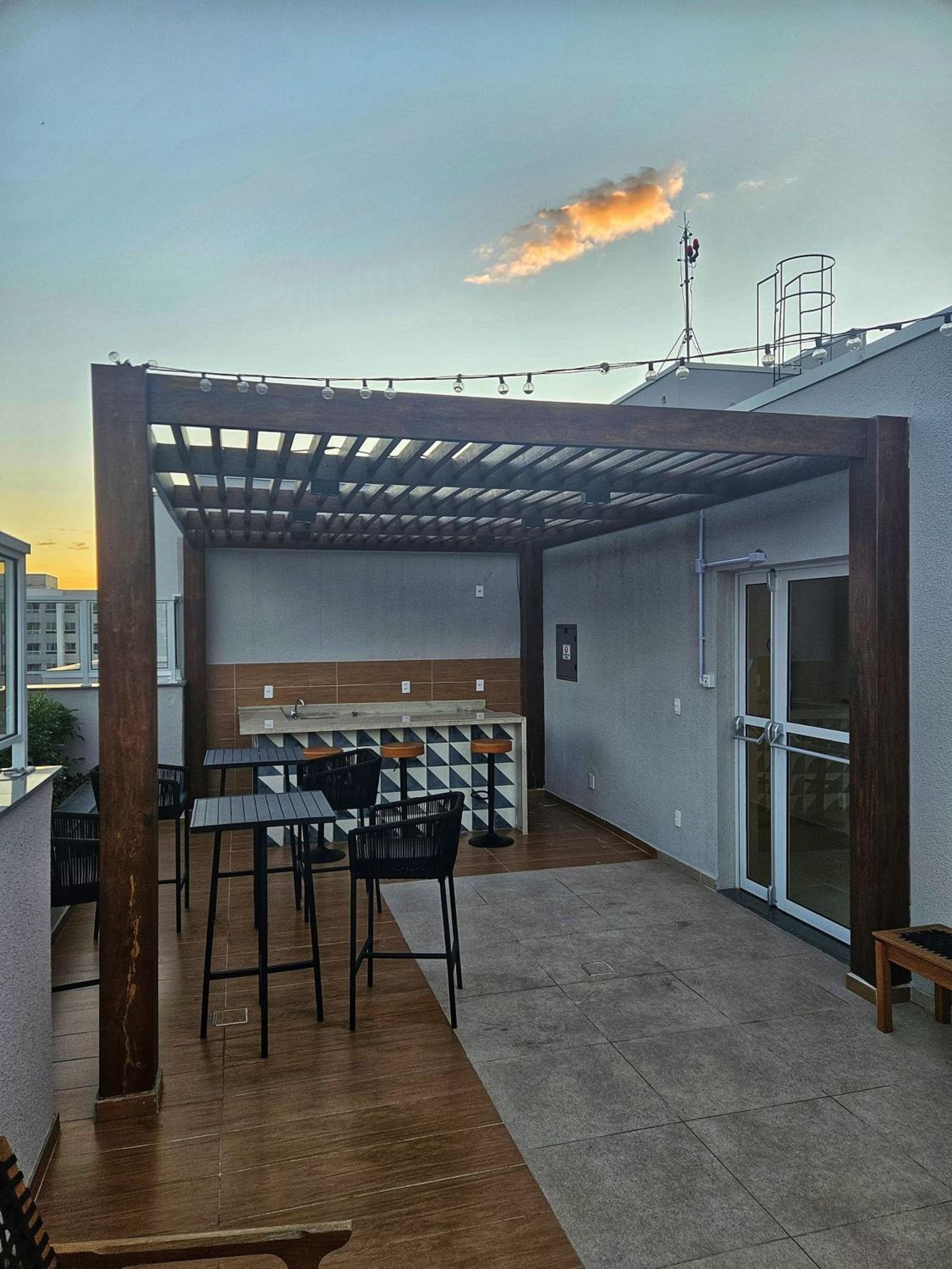 Rio Wonder by RNC Flats