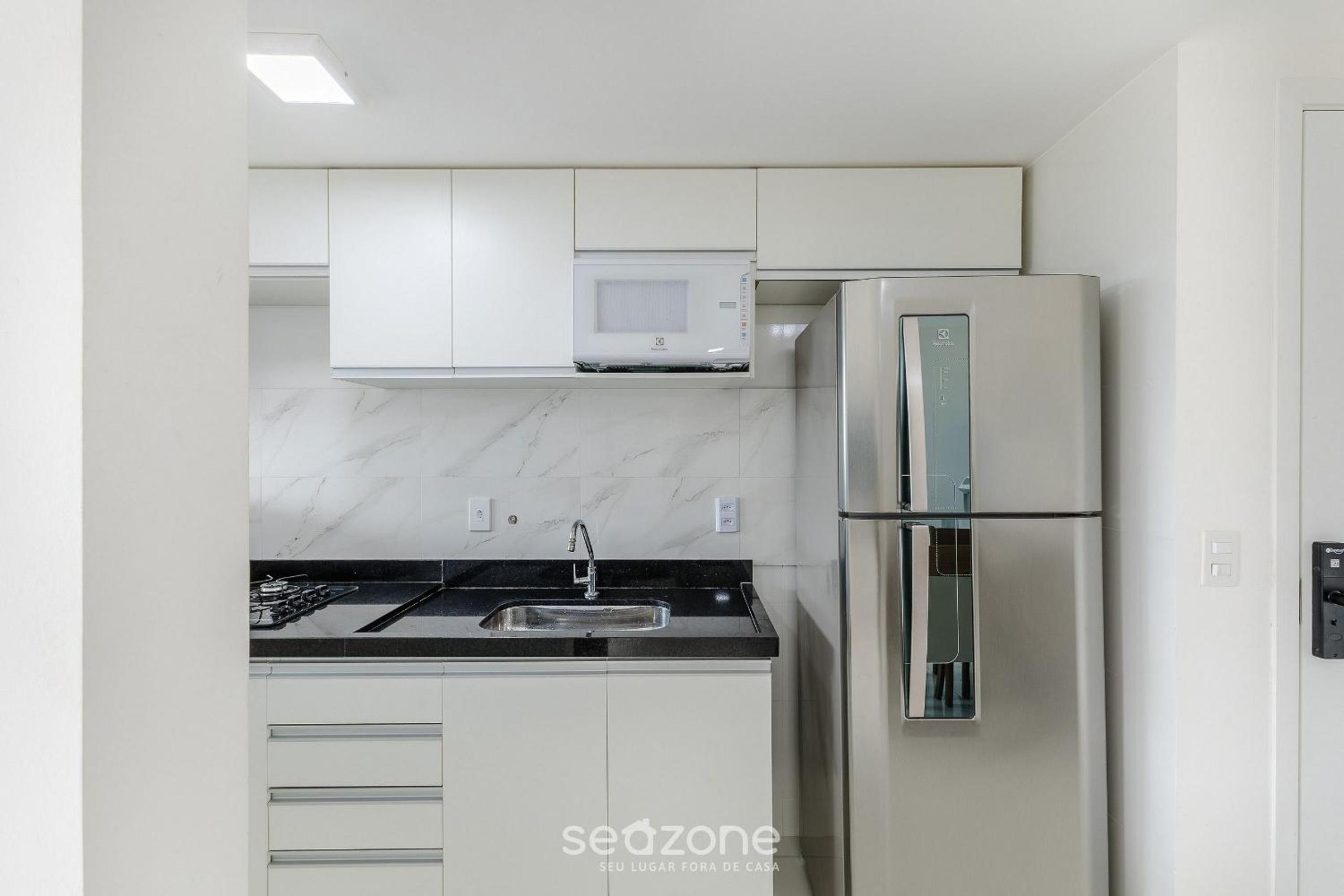Fully equipped apartments in building 400m from the beach - PZO