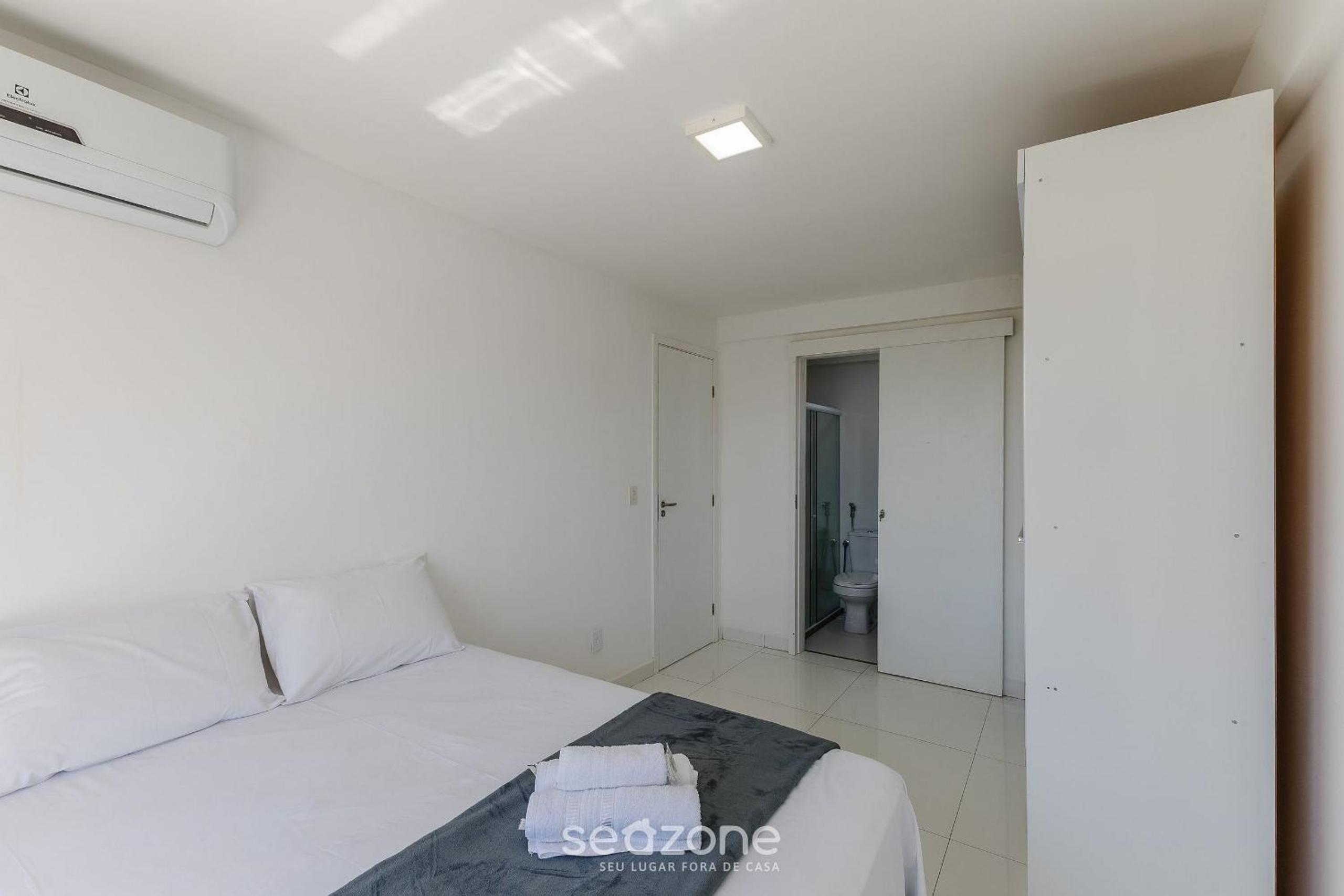 Fully equipped apartments in building 400m from the beach - PZO