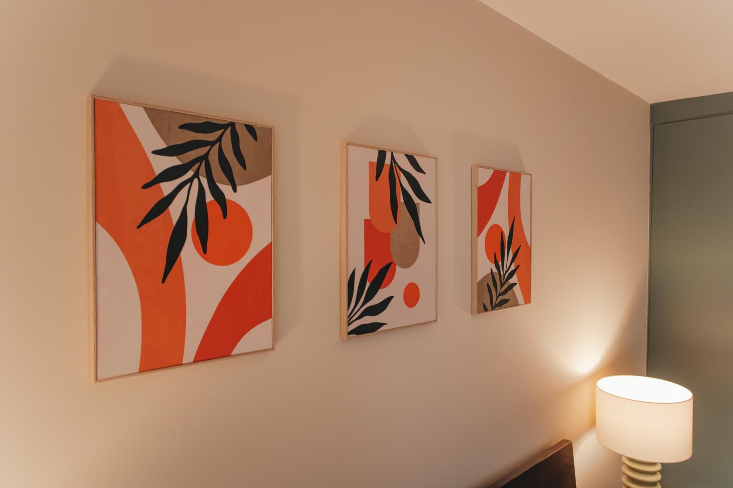 3-Bedroom Maisonette with Large Double Living Room