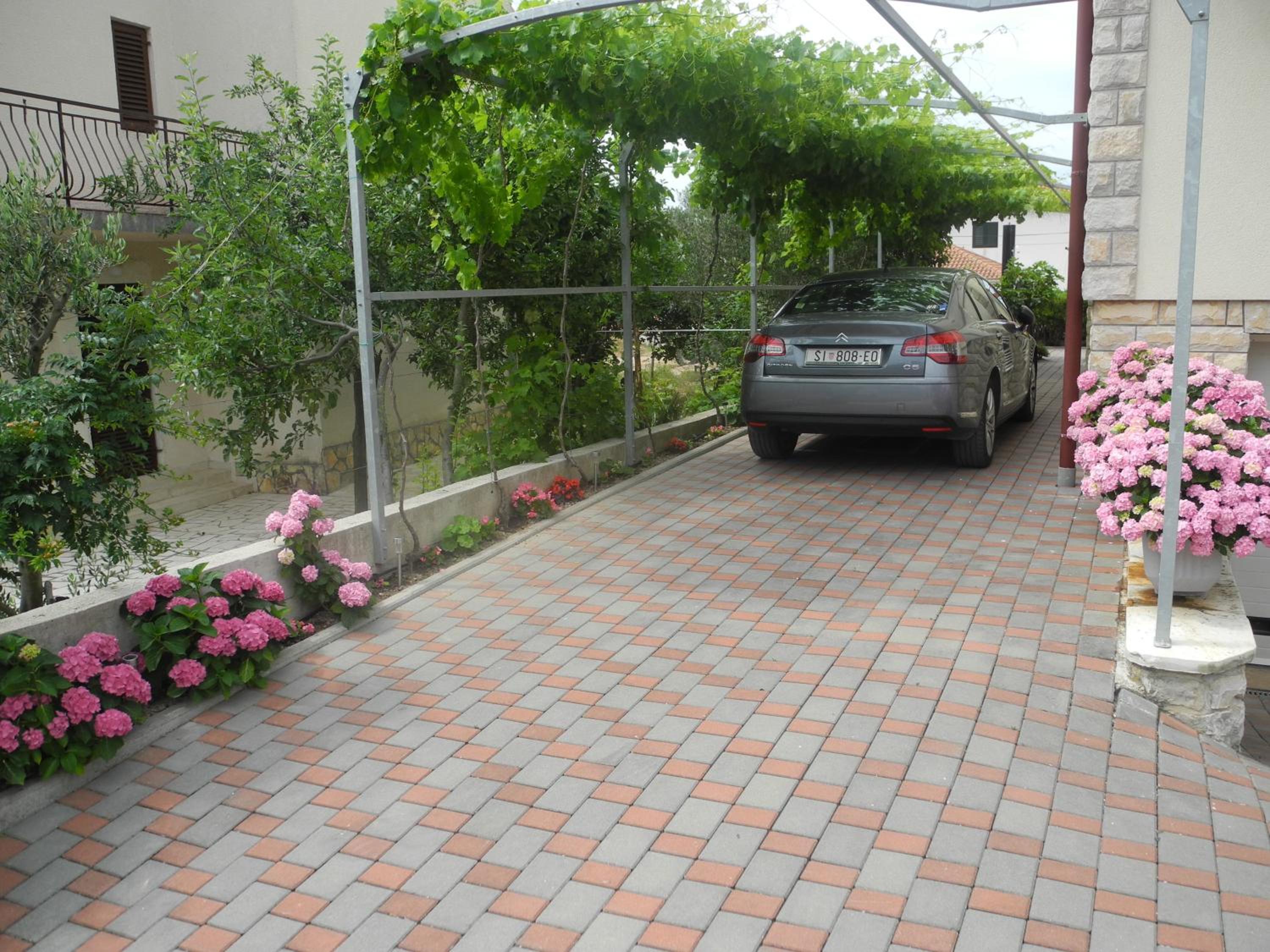 Photo 37