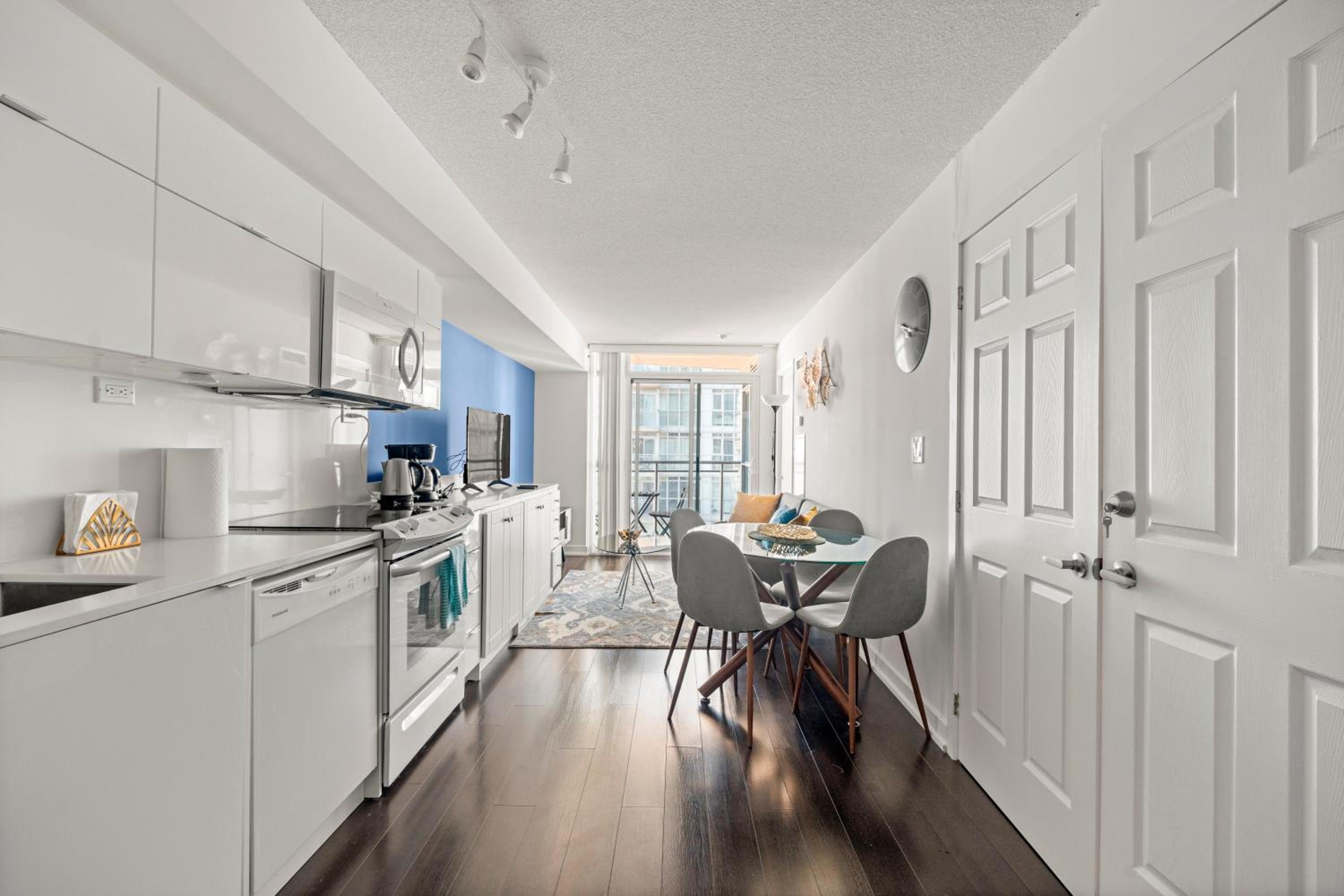 City and Lake View 1 Bedroom plus Den Condo Iceboat Terrace Downtown Toronto