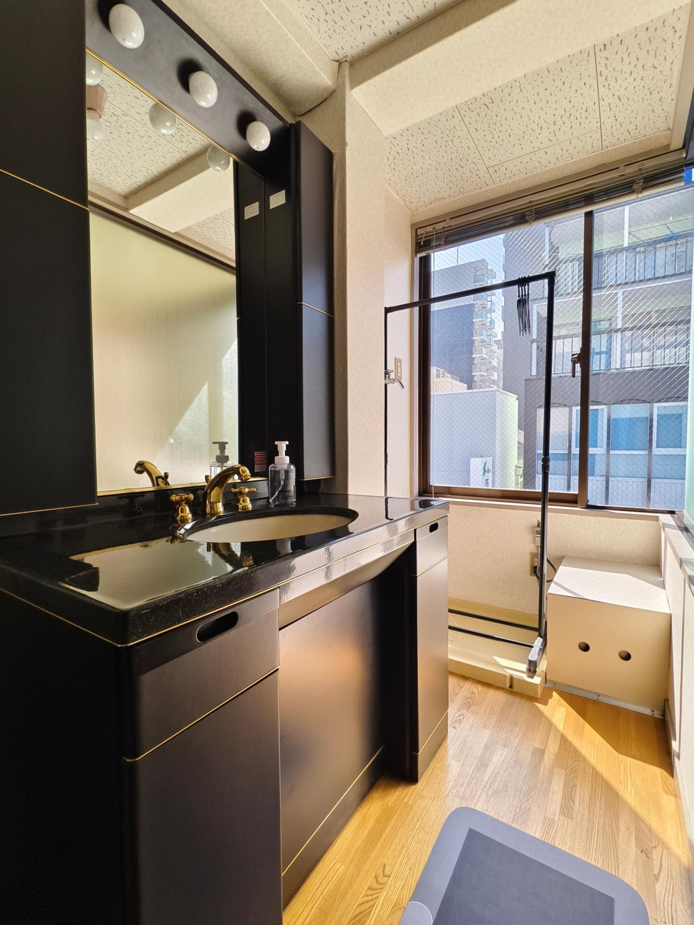 Shinsaibashi Vacation Stay! 3 mins to CS - X Project Rentals