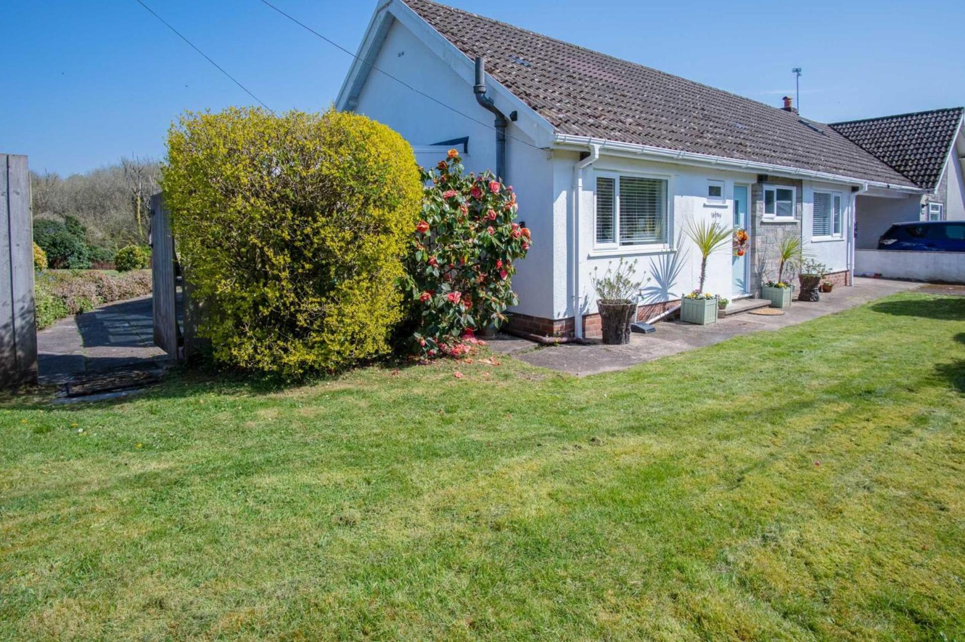 The Willows - 2 Bedroom Cottage - Oxwich