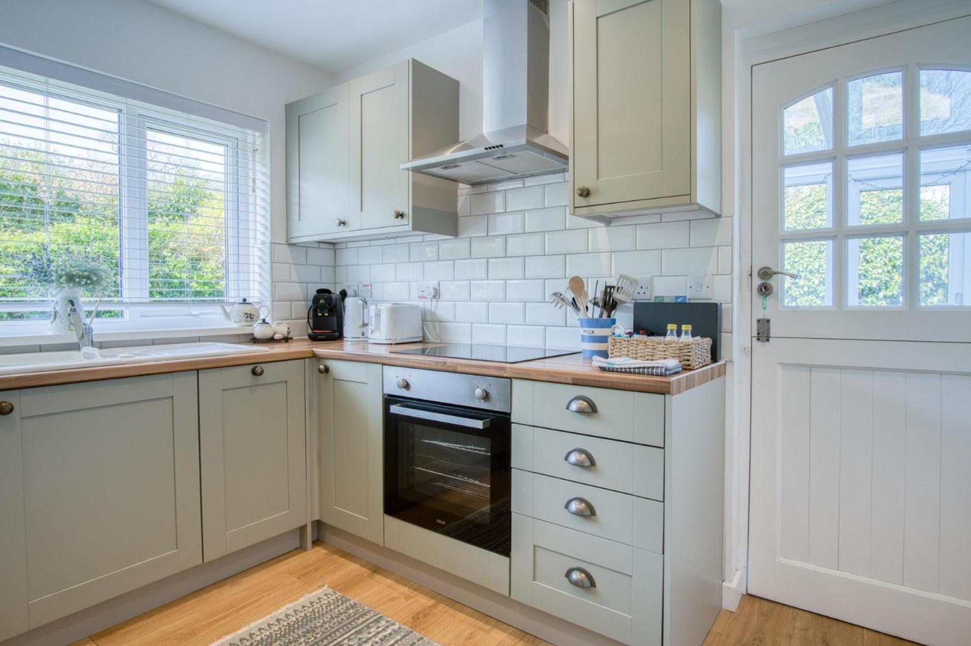 The Willows - 2 Bedroom Cottage - Oxwich
