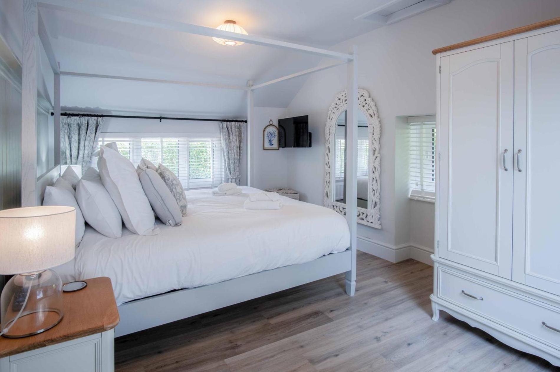 Wood Cottage - 3 Bedroom - Bishopston Swansea