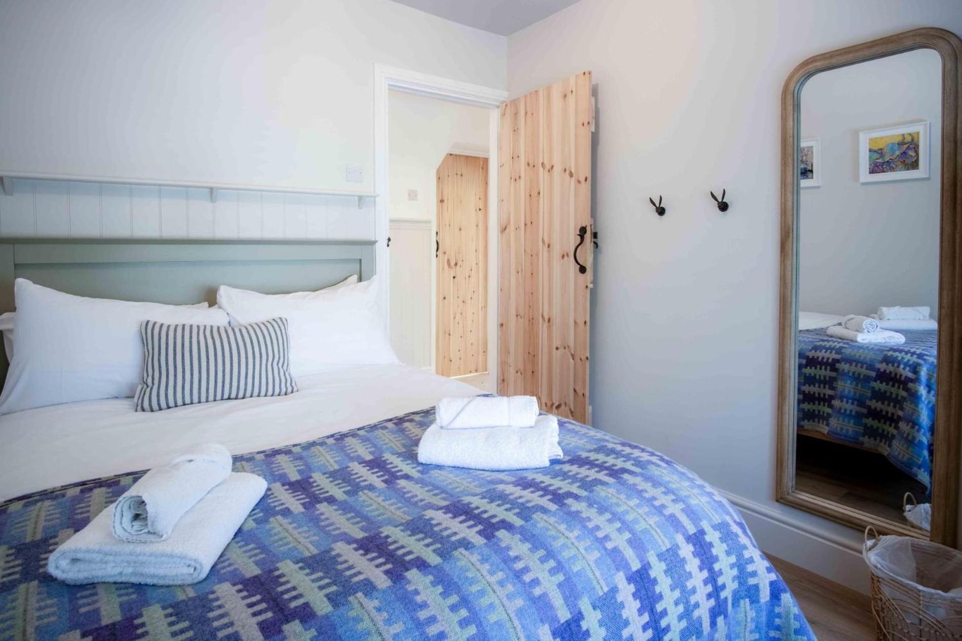 Wood Cottage - 3 Bedroom - Bishopston Swansea