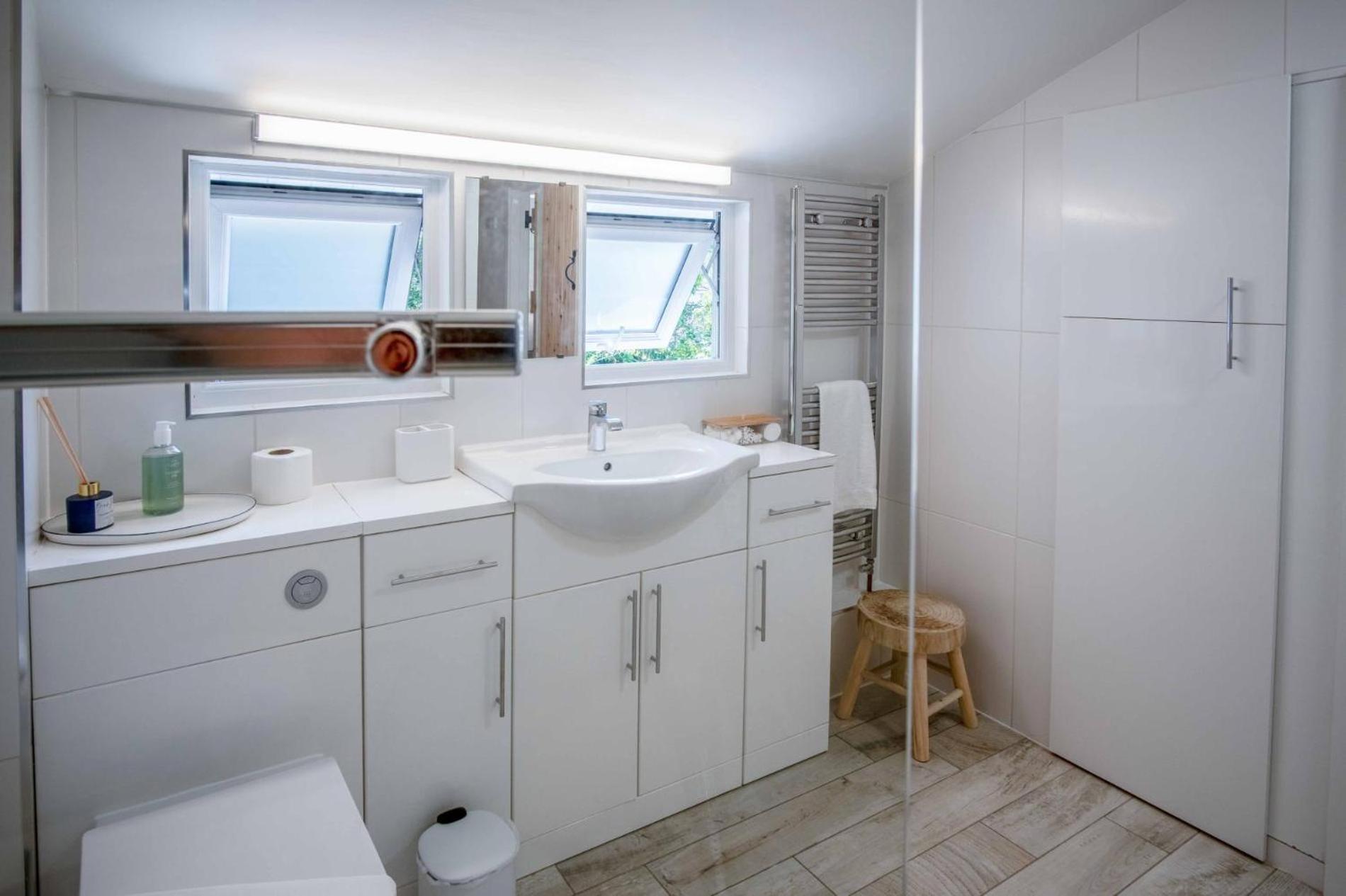 Wood Cottage - 3 Bedroom - Bishopston Swansea