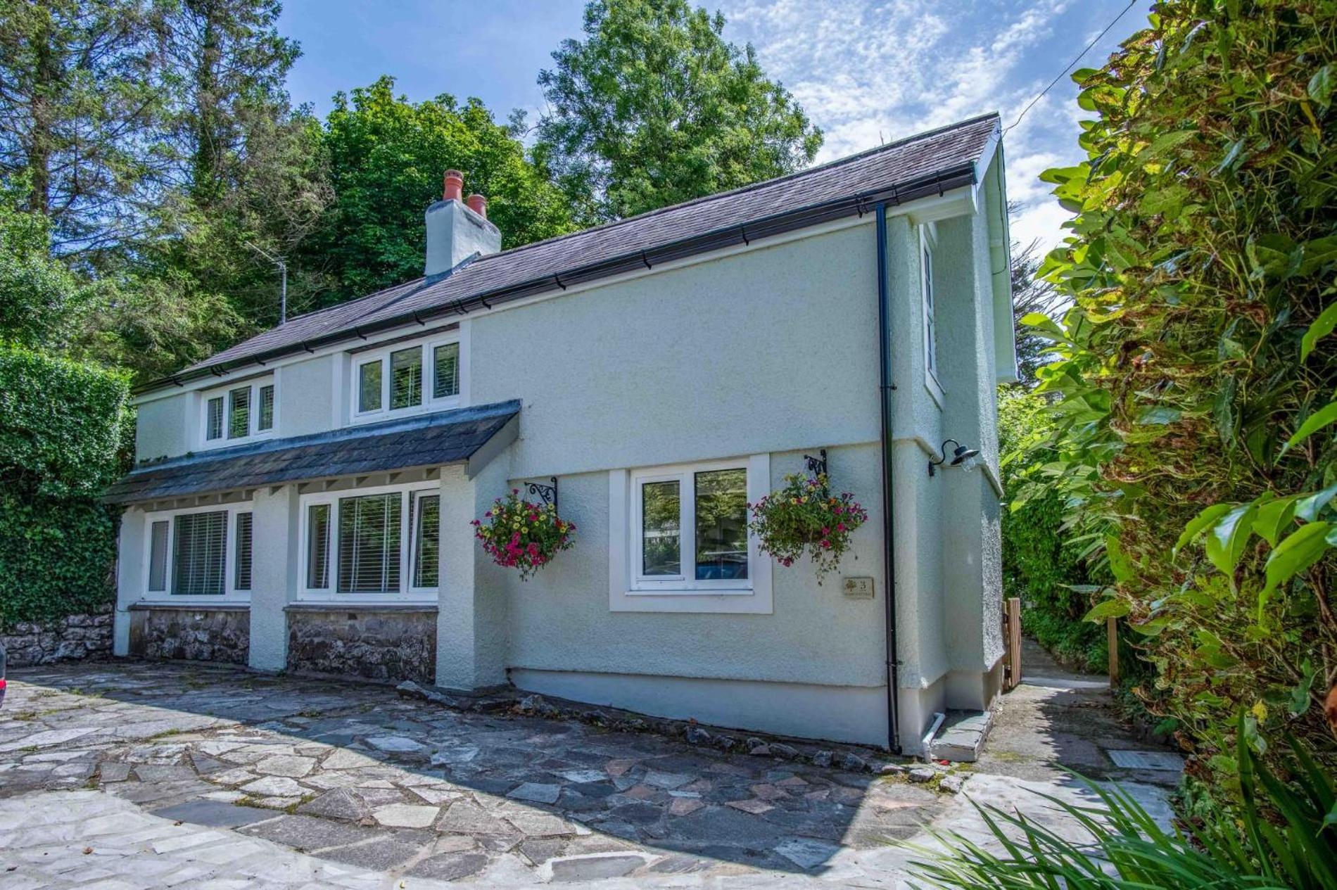 Wood Cottage - 3 Bedroom - Bishopston Swansea