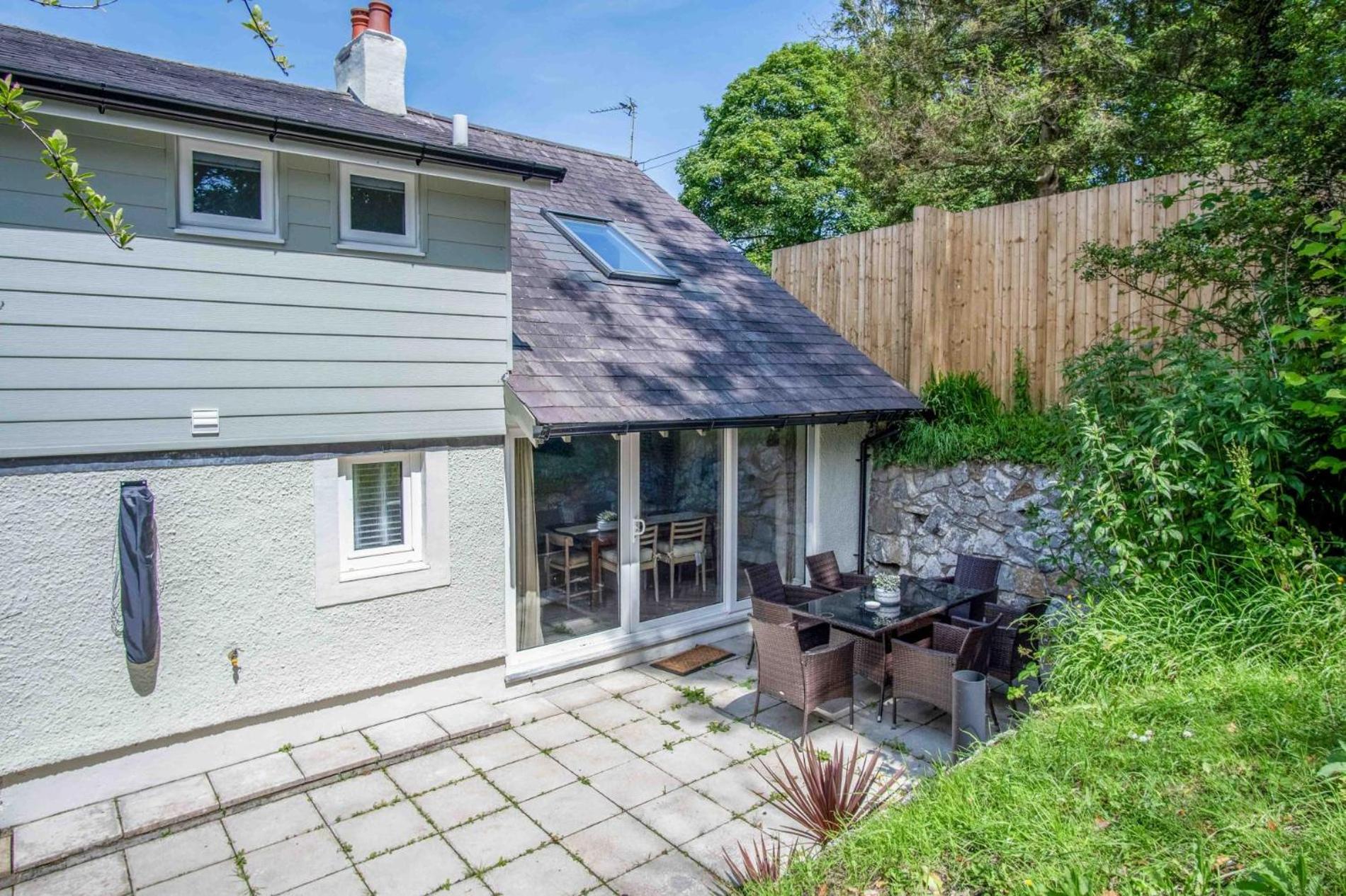 Wood Cottage - 3 Bedroom - Bishopston Swansea