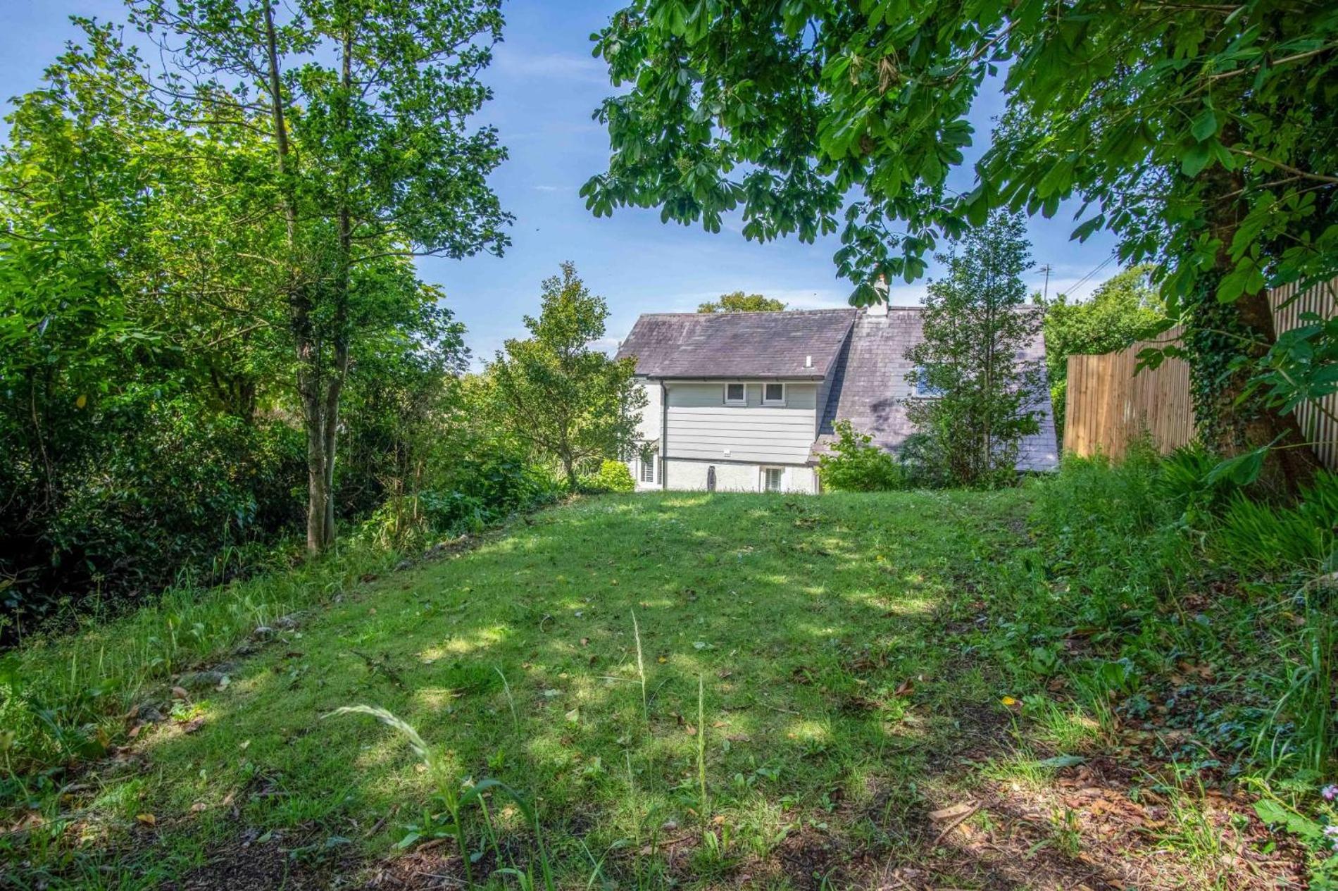 Wood Cottage - 3 Bedroom - Bishopston Swansea