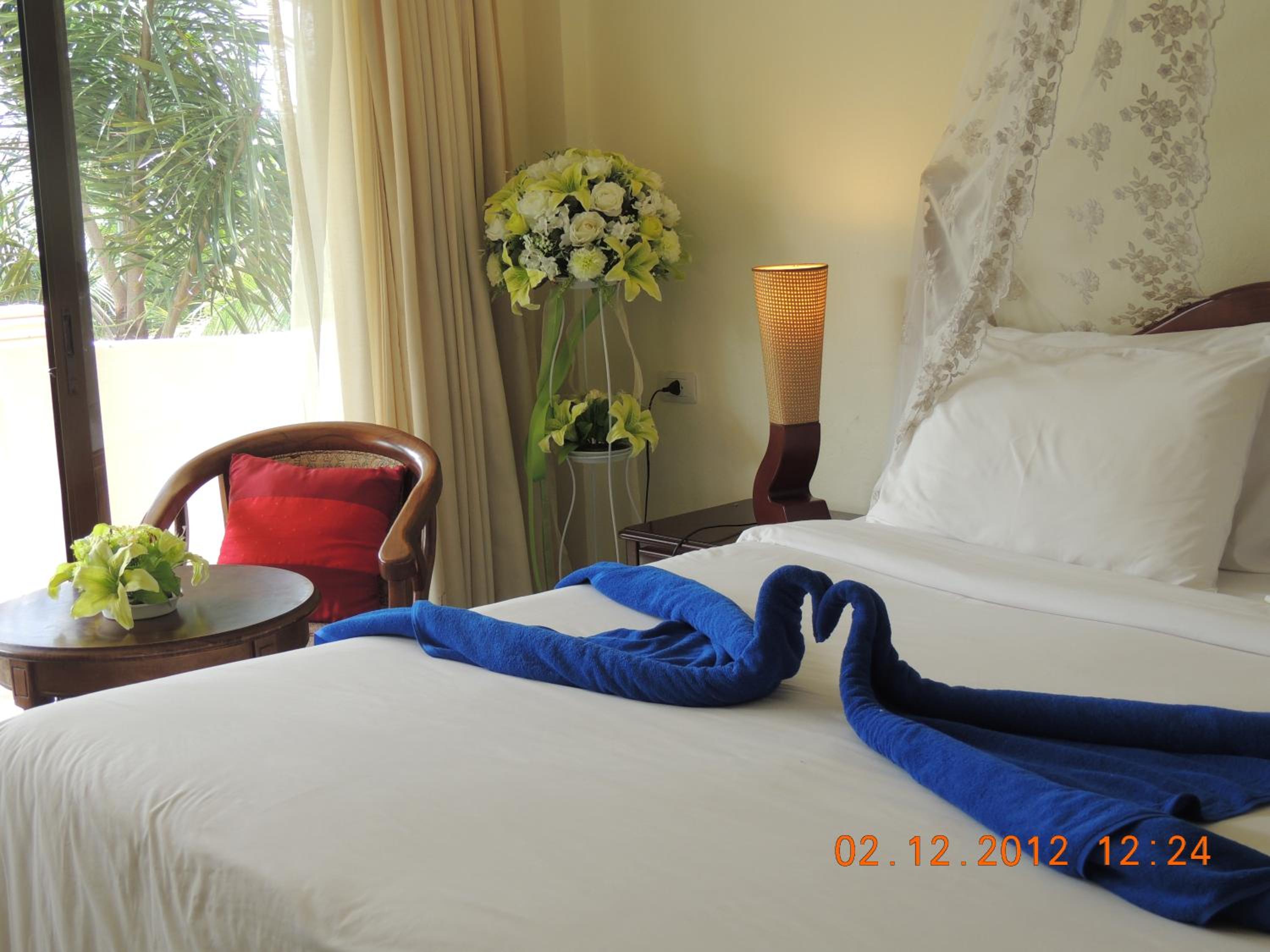 Lanta Seafront Resort