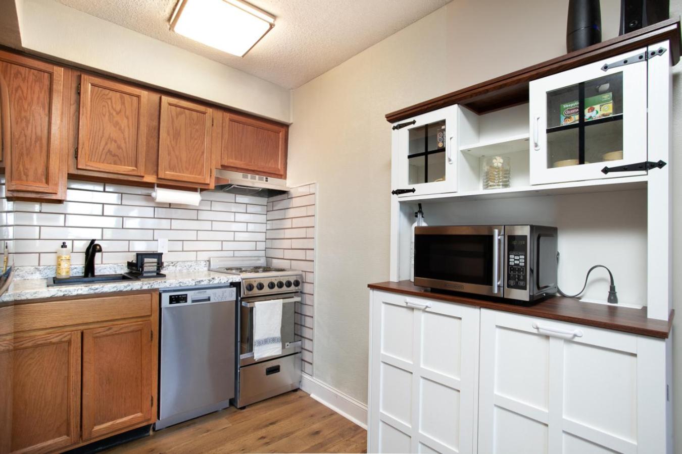 Cloudtop Escape Fireplace Community Amenities!