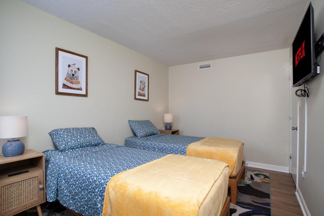Cloudtop Escape Fireplace Community Amenities!