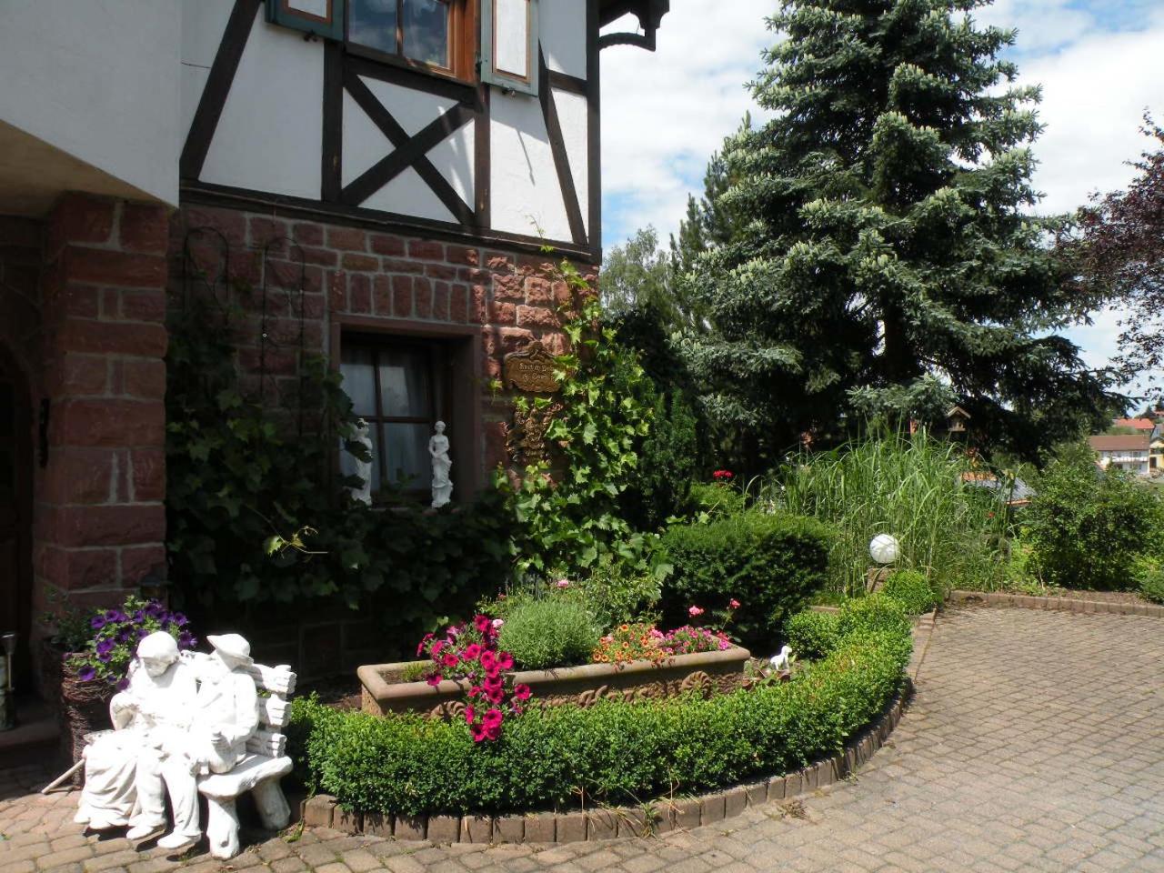 Photo 32