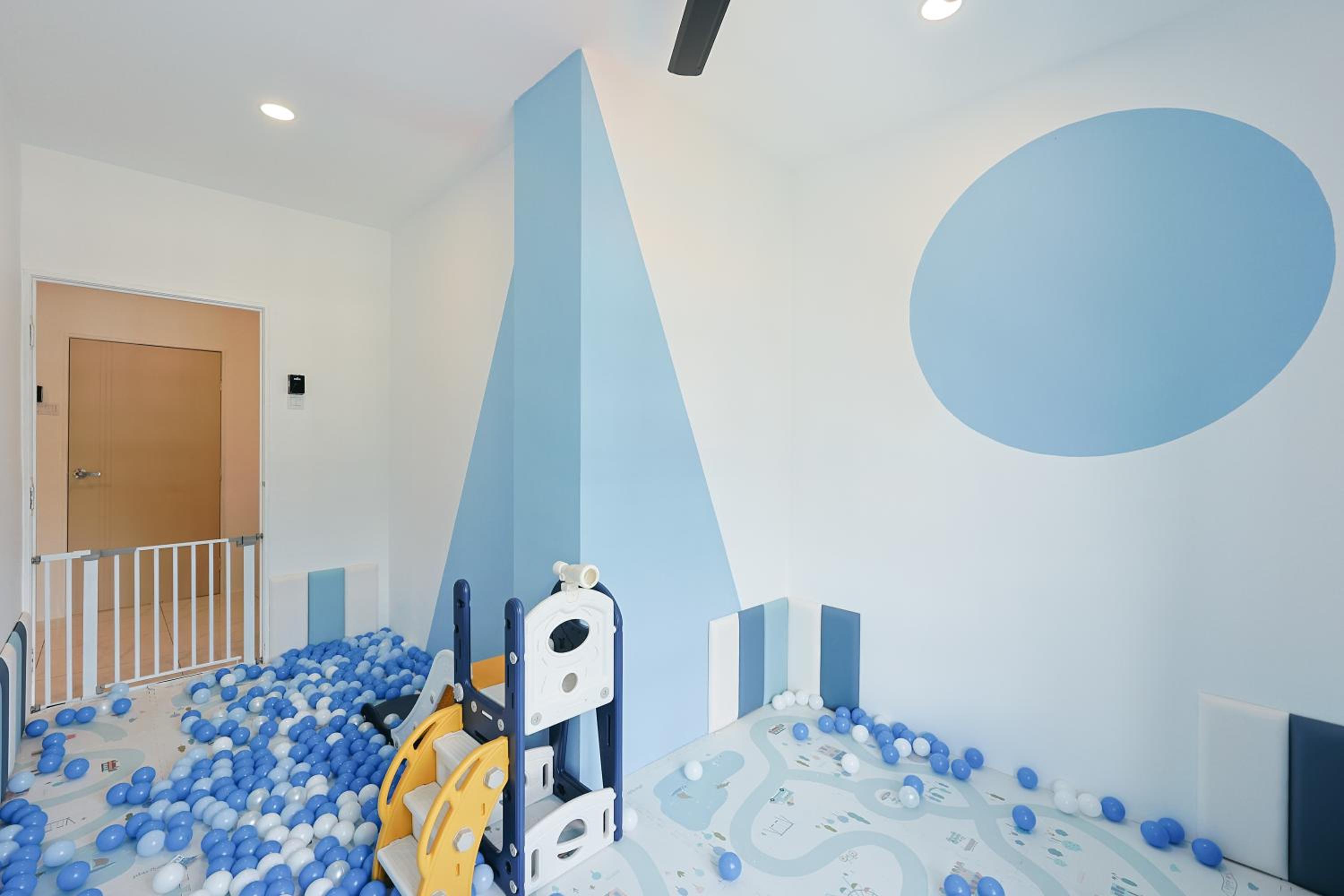Cameron Centrum Family Haven Kids Private Playground Clover Home A-3-15A