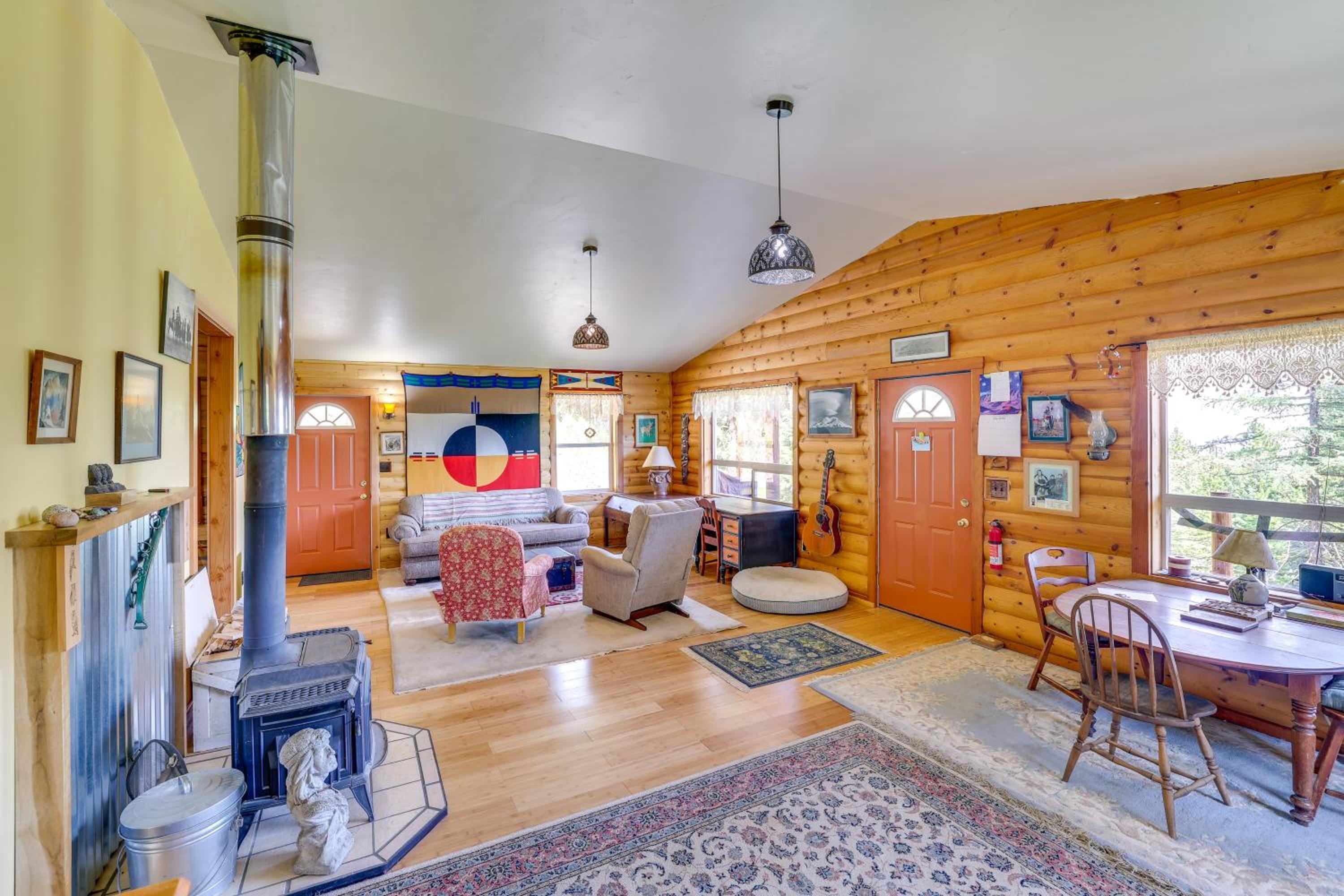 Pet-Friendly Cabin on 10 Acres in Joseph Private!