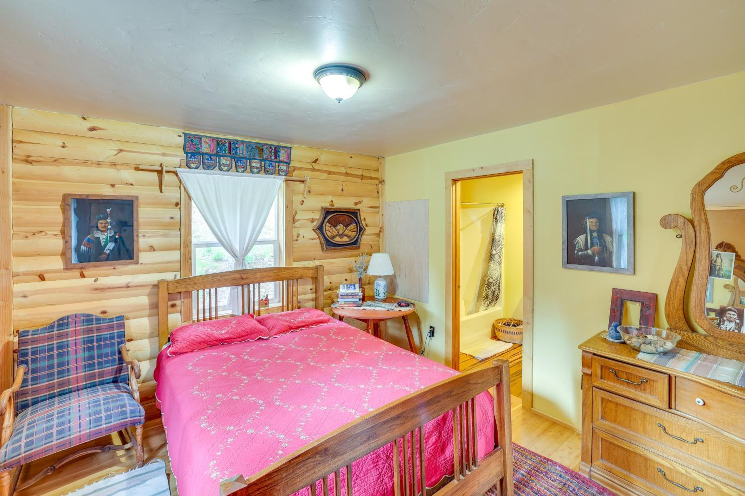 Pet-Friendly Cabin on 10 Acres in Joseph Private!