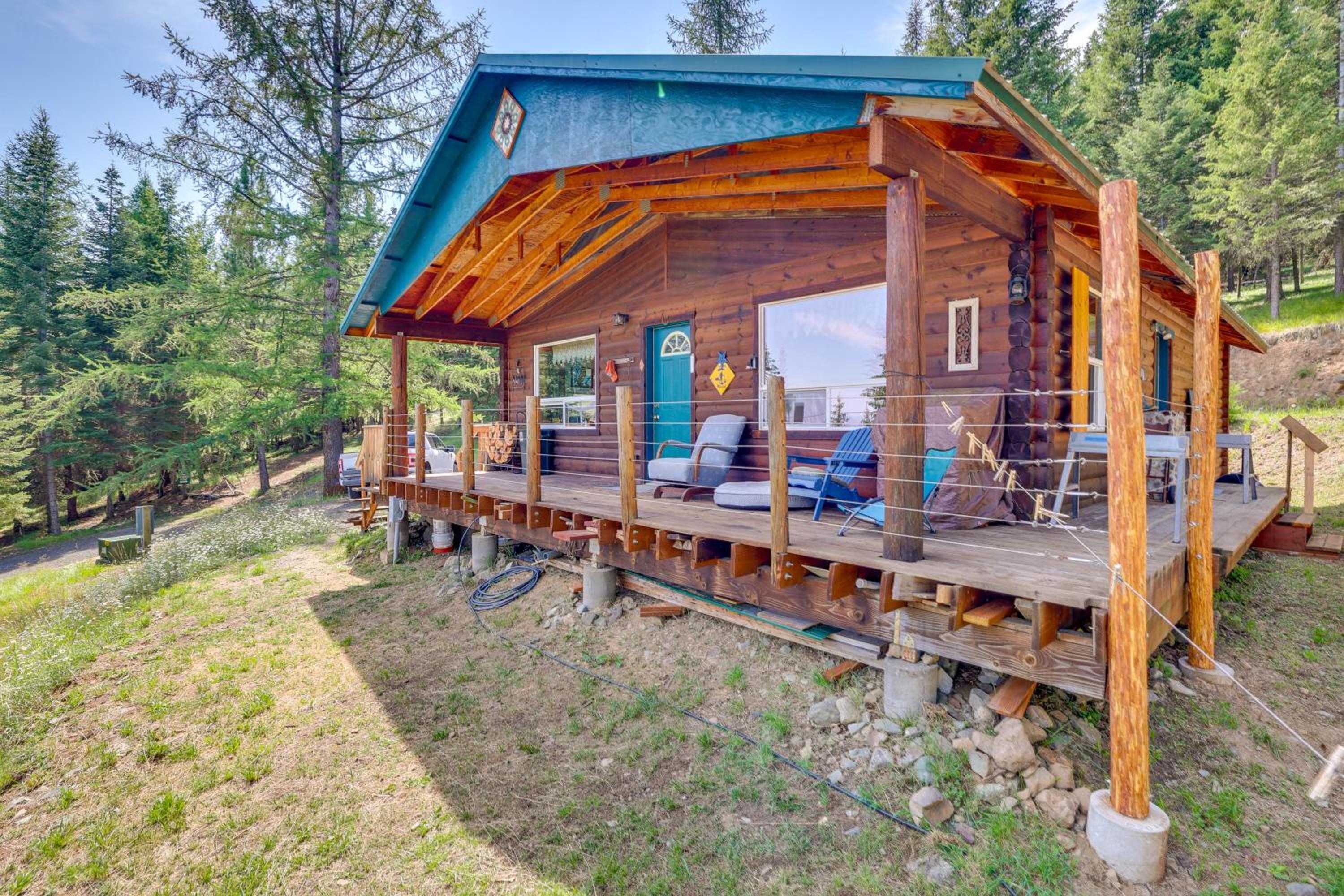Pet-Friendly Cabin on 10 Acres in Joseph Private!