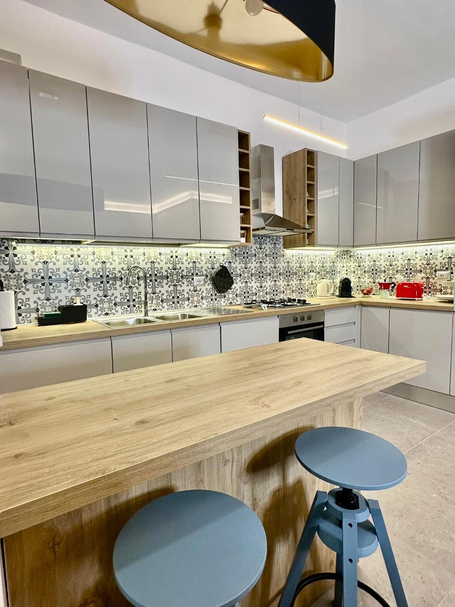 AliHouse Apartment
