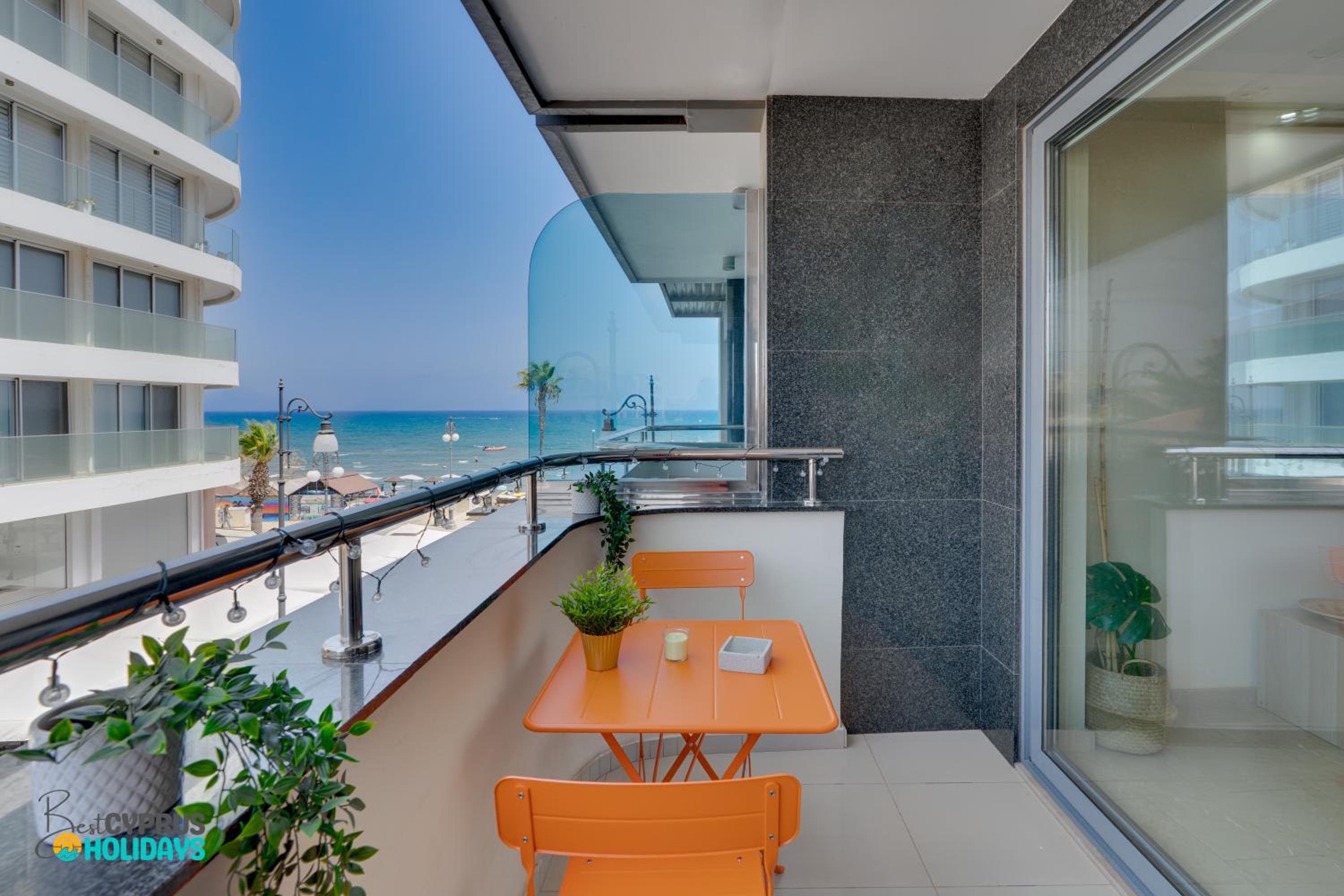 Dios Ponte 102 Beachfront