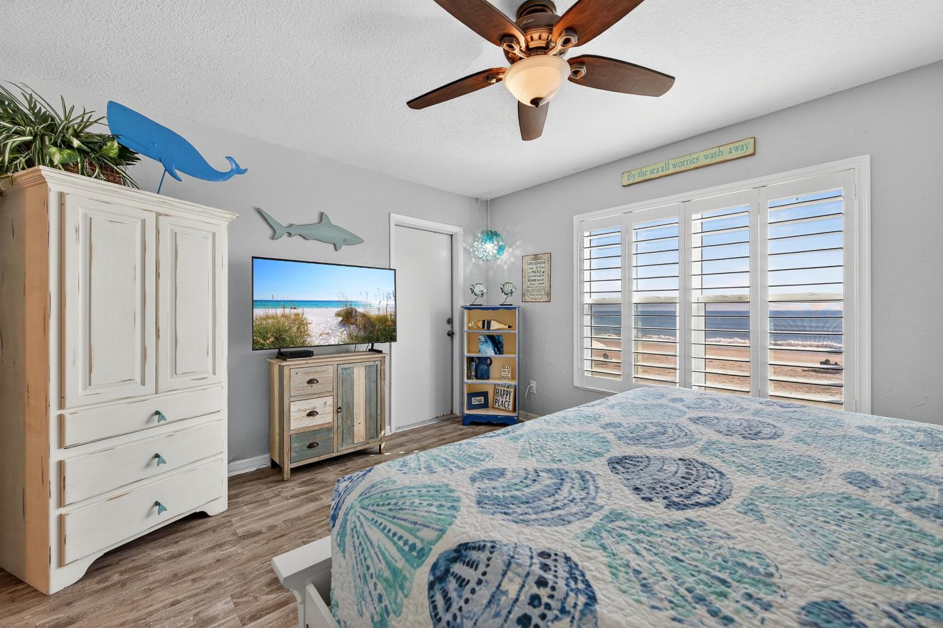 Oceanfront ground floor patio with unbelievable views! Complex has amenities for the whole family!
