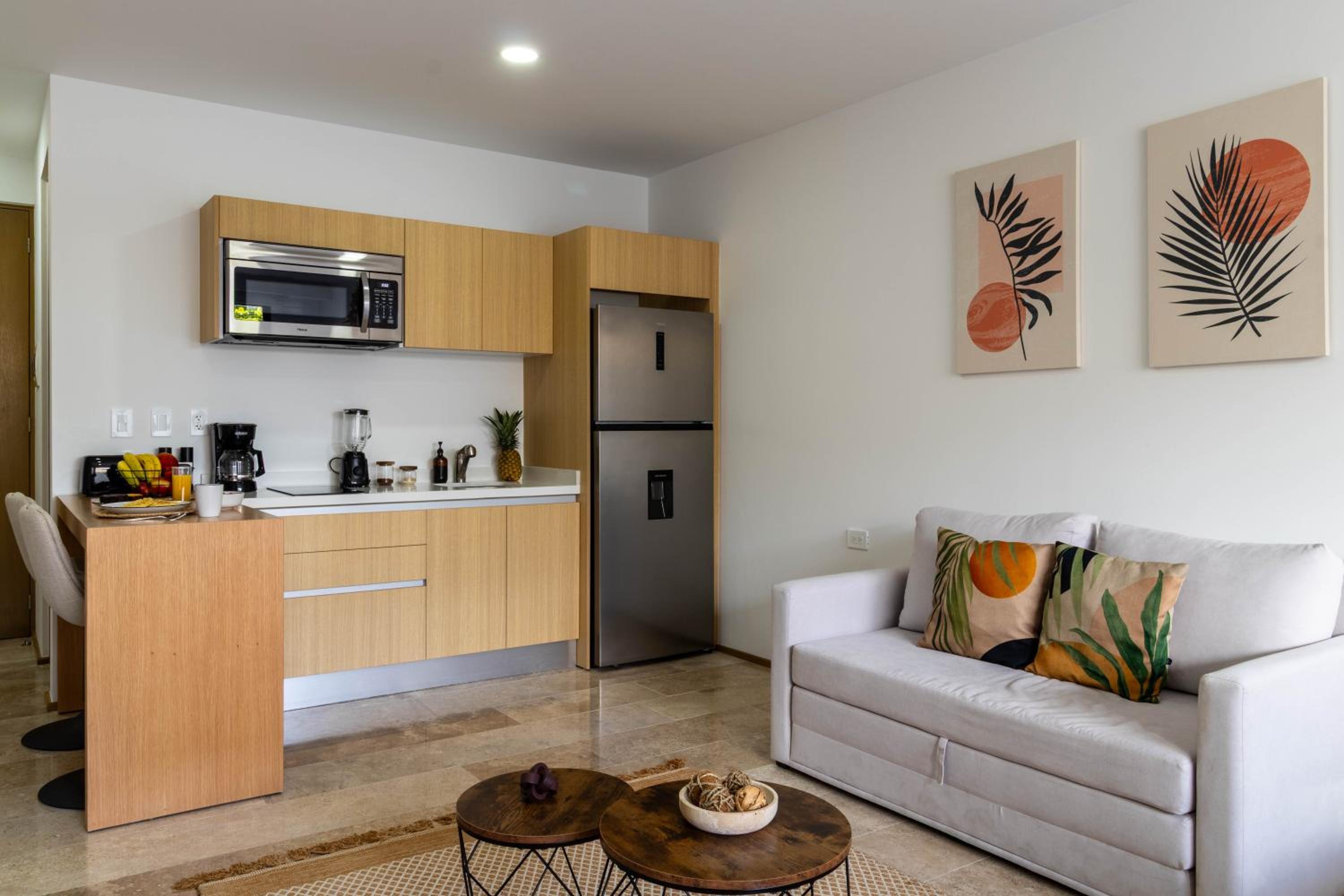 New Luxury Studio in the City Center