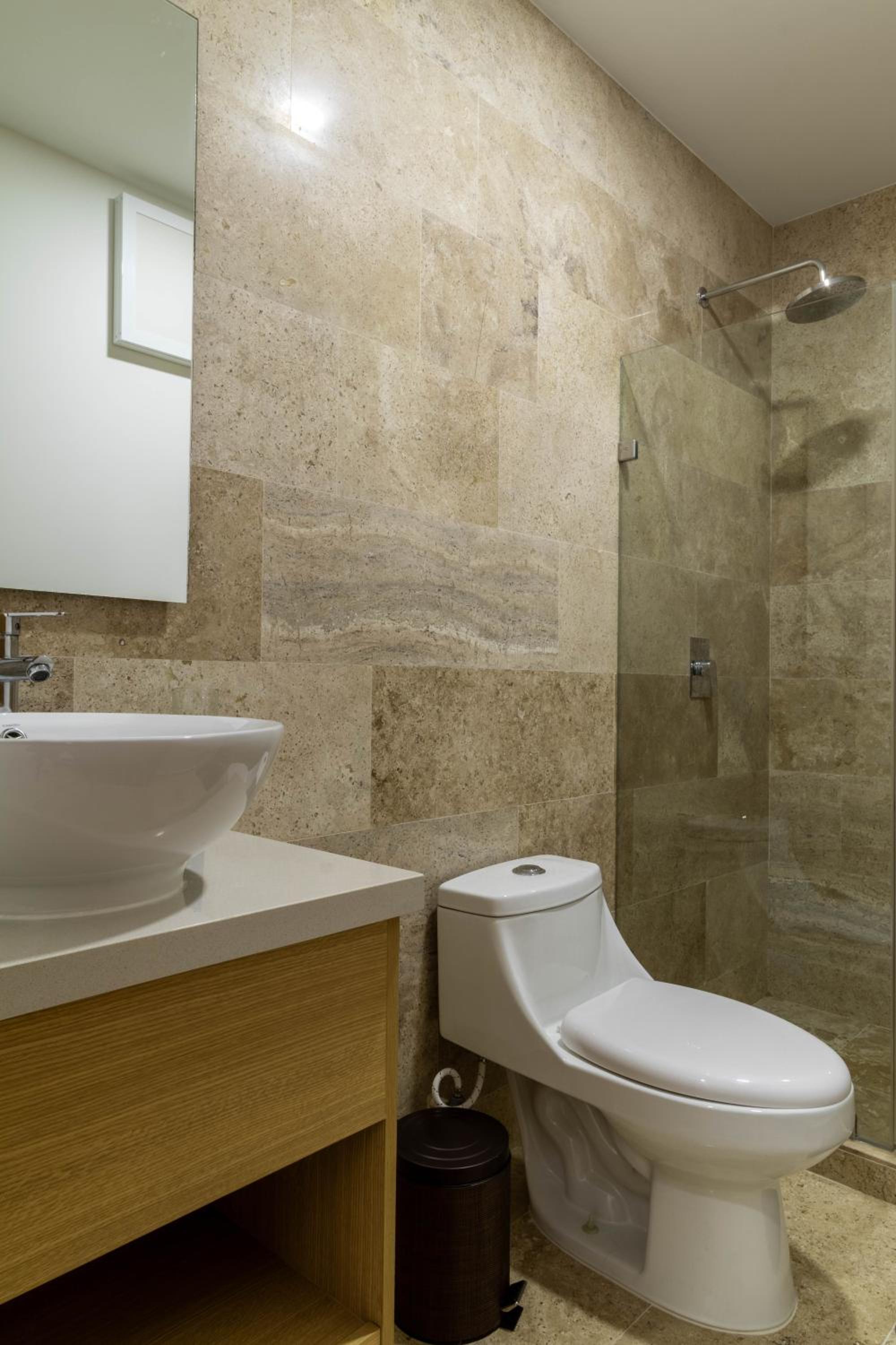 New Luxury Studio in the City Center