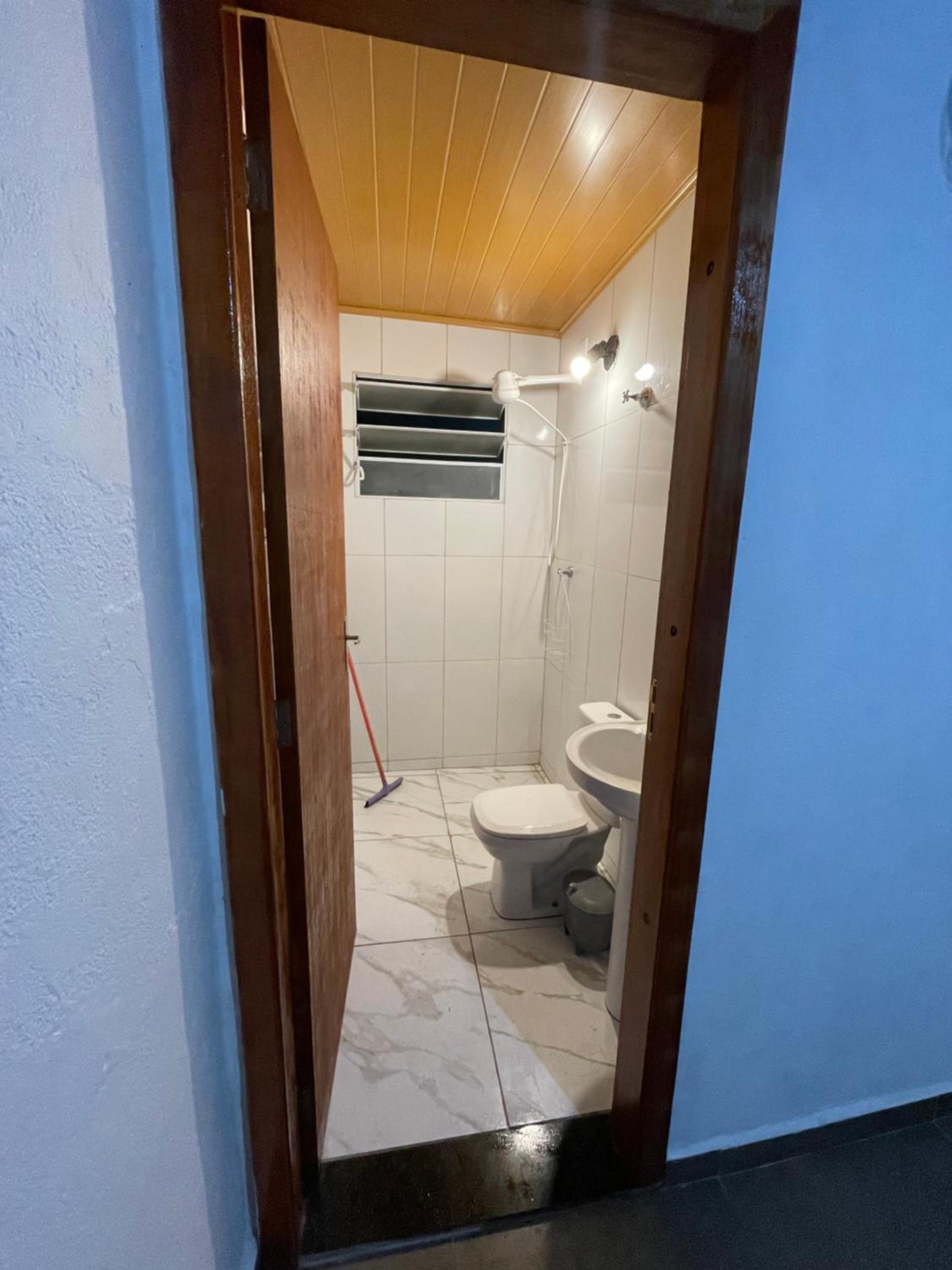 Casa 150m da Praia das Toninhas C/ Churrasqueira