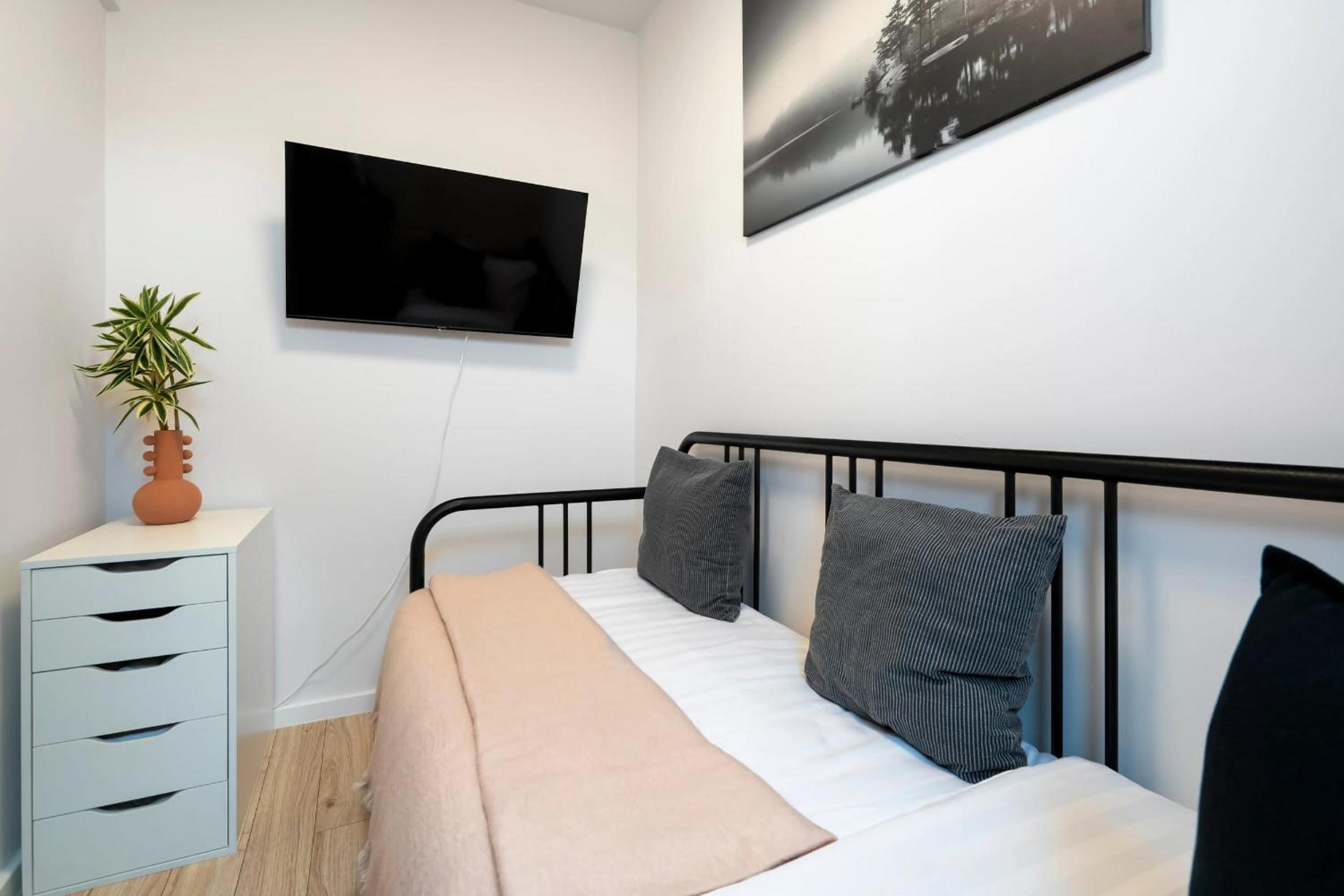 Little City Base Near Old Town & Calea Victoriei