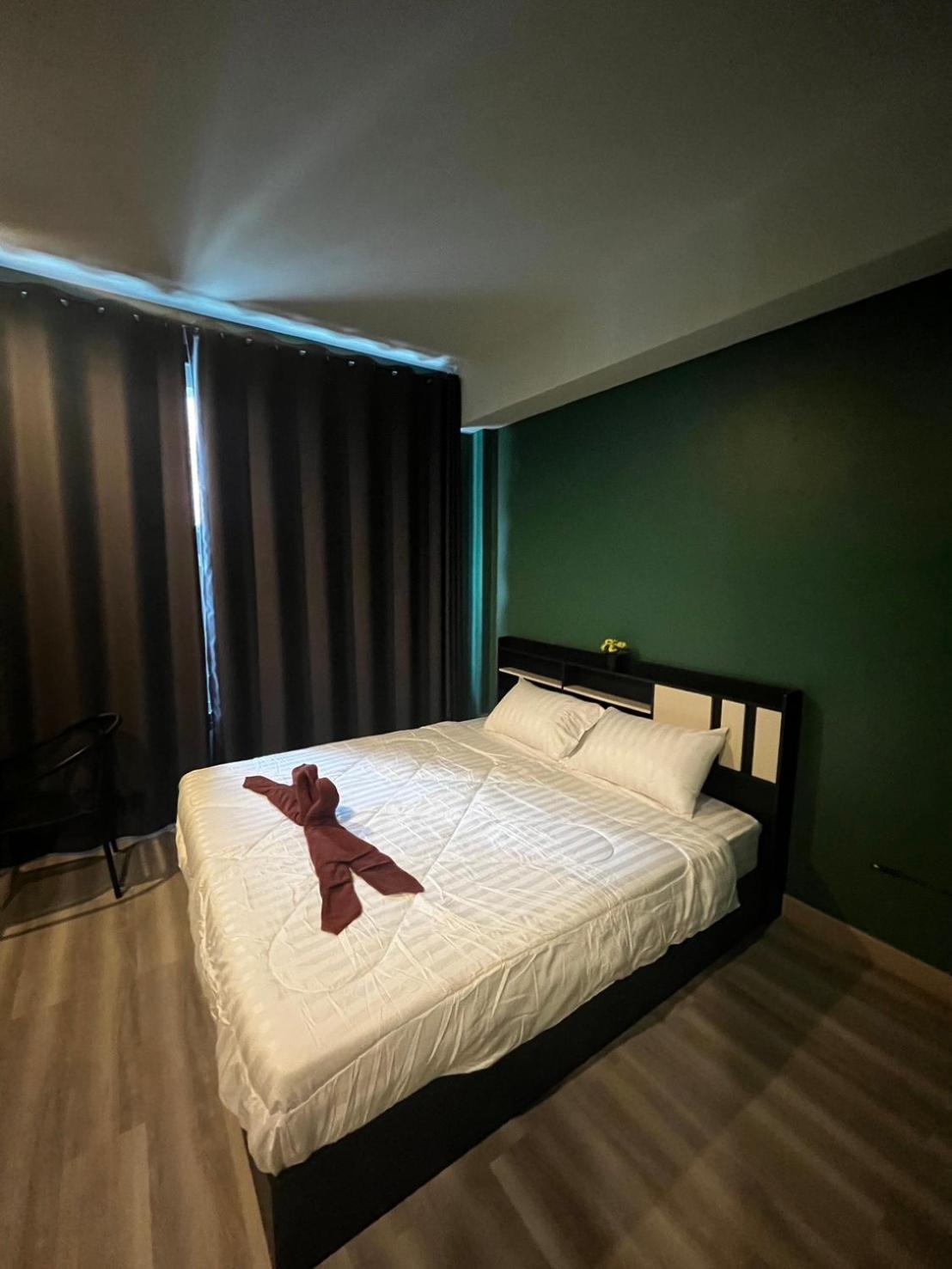 Nimman Nest Hostel & Cafe