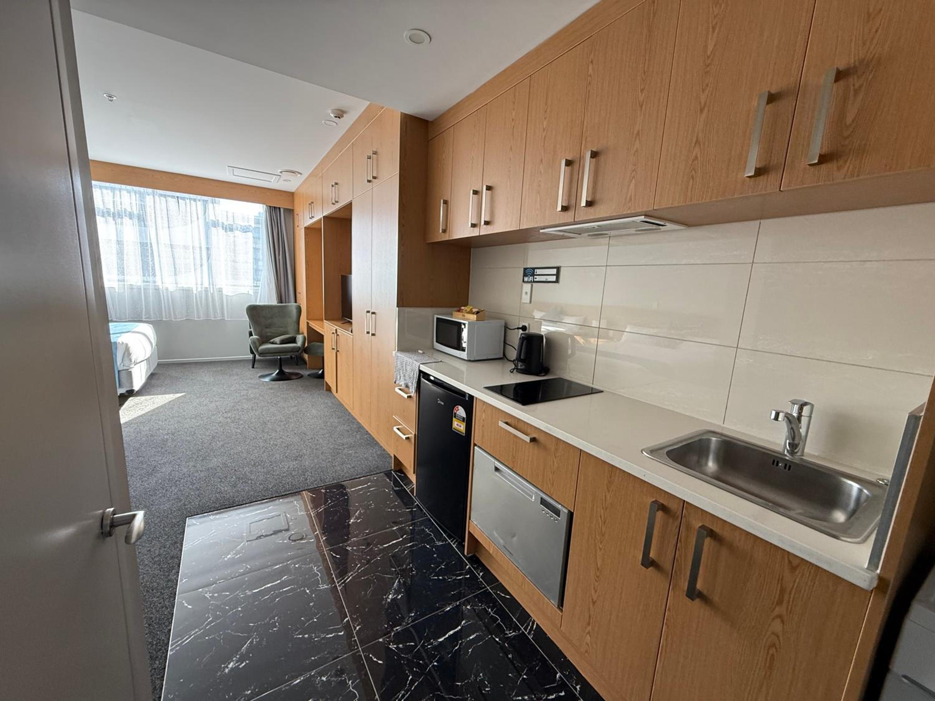 Goodview Hotel