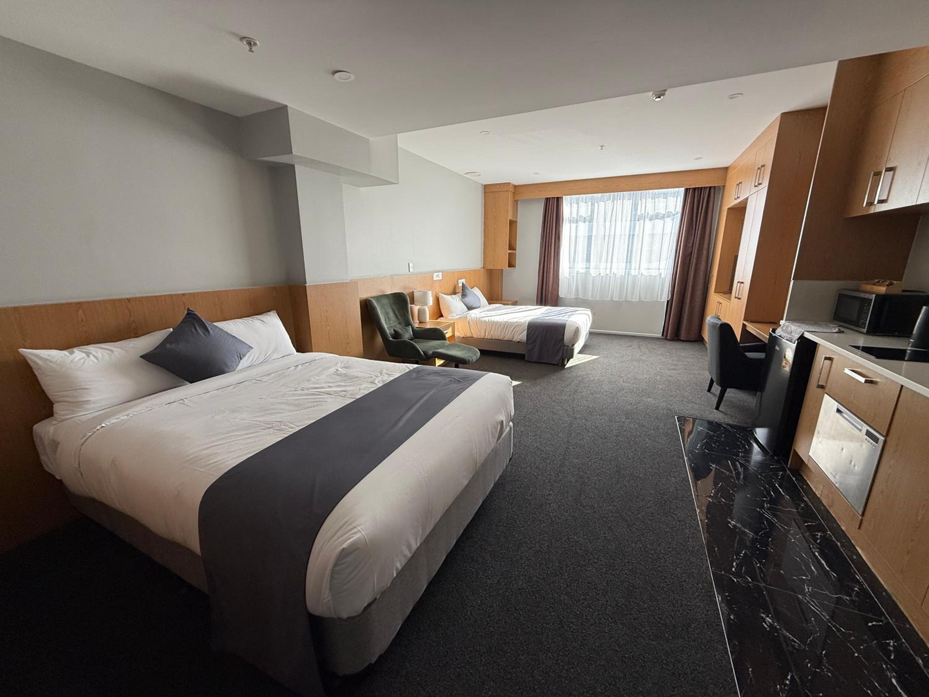 Goodview Hotel