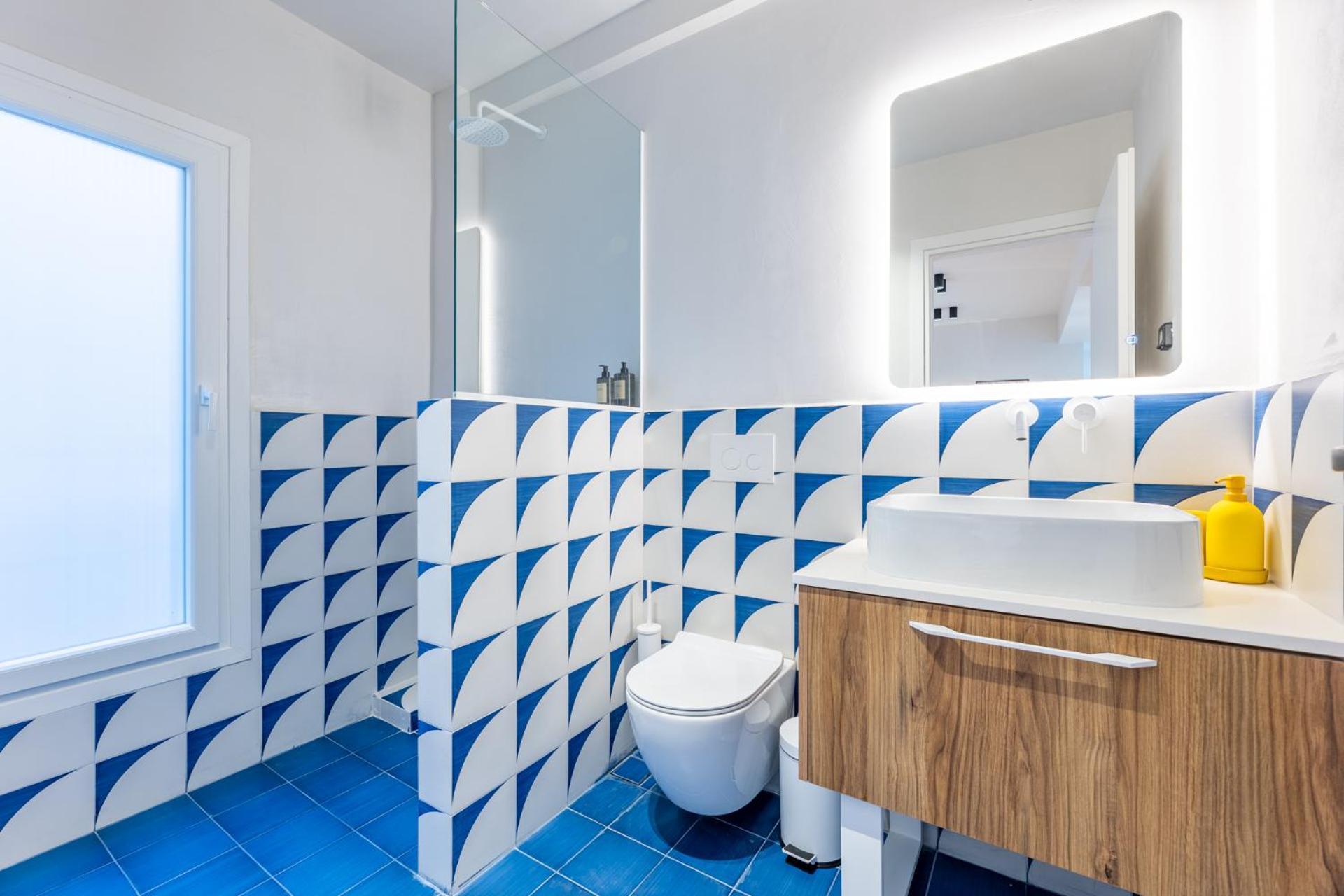 Cozy Apartment steps away from Acropolis and the Metro Station by Lumen Living