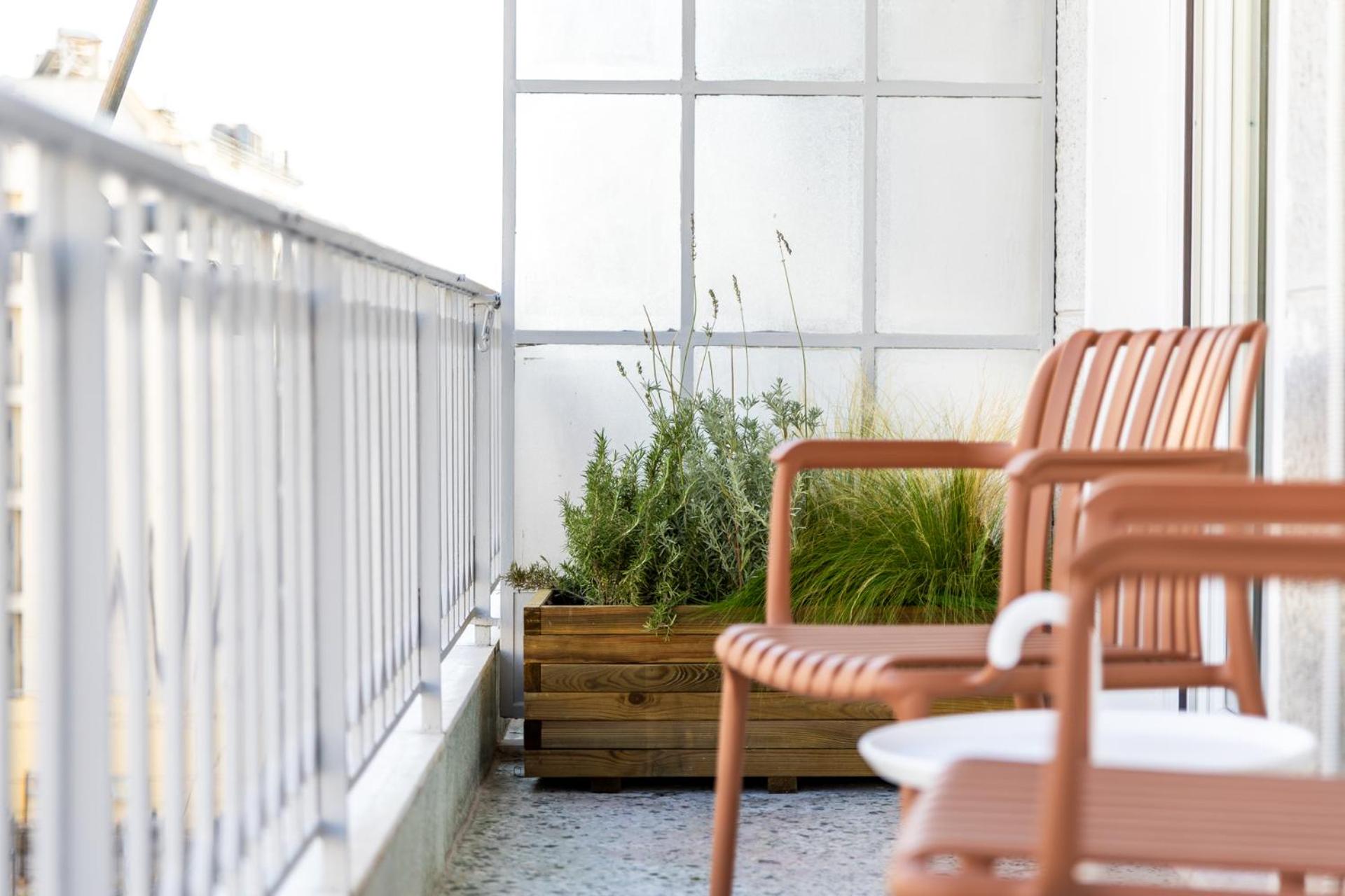 Cozy Apartment steps away from Acropolis and the Metro Station by Lumen Living