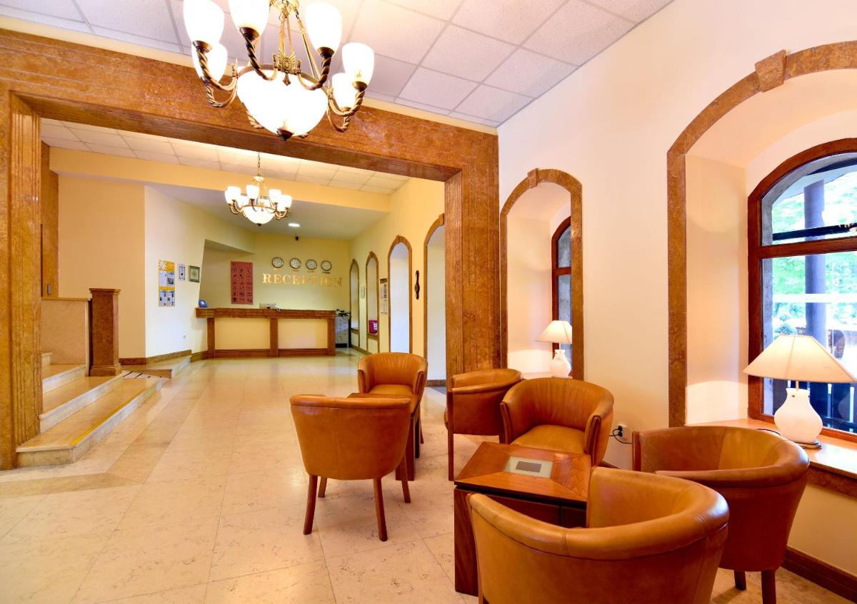 hotel reception