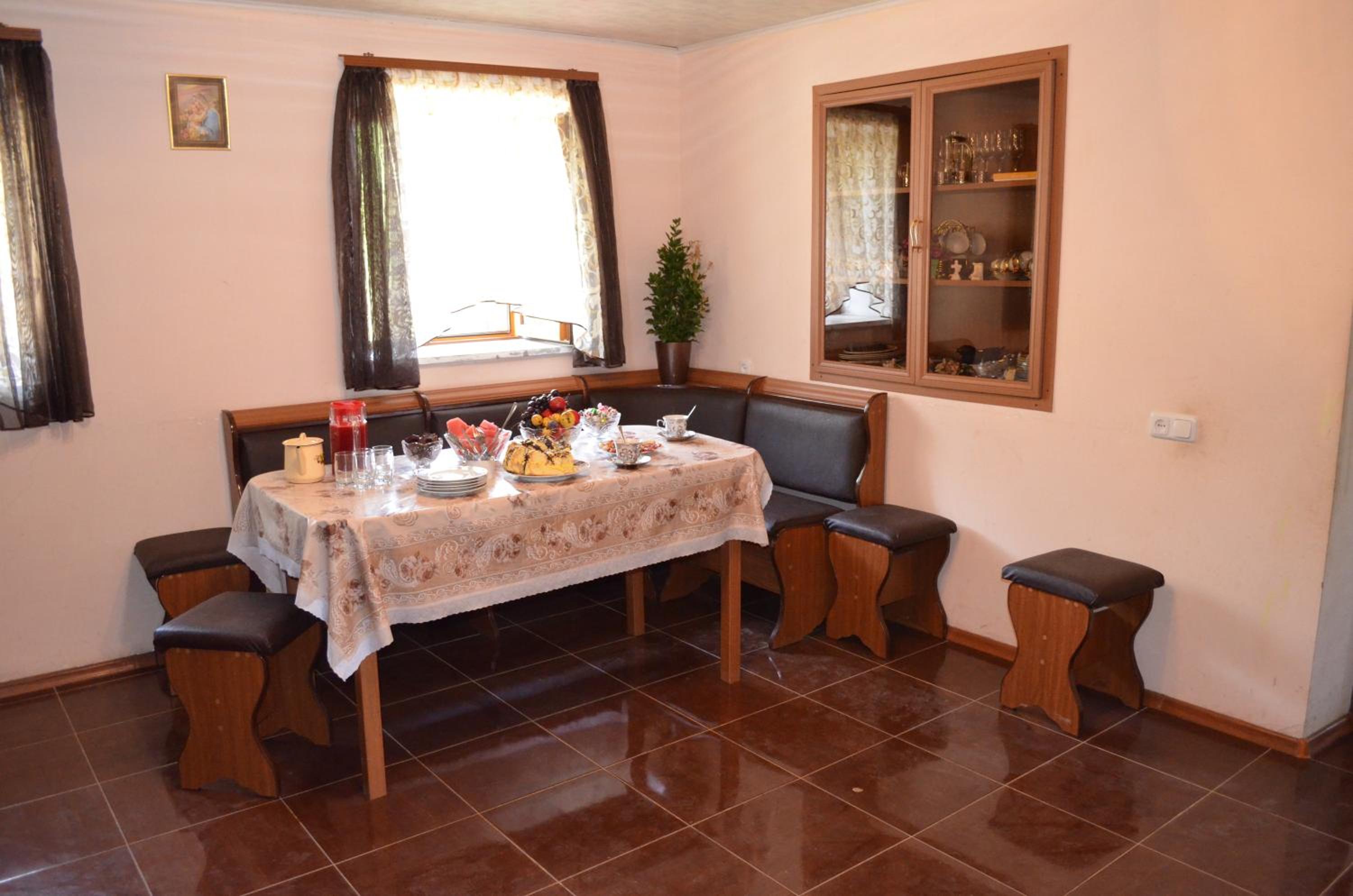 Saro B&B and Safari Tours