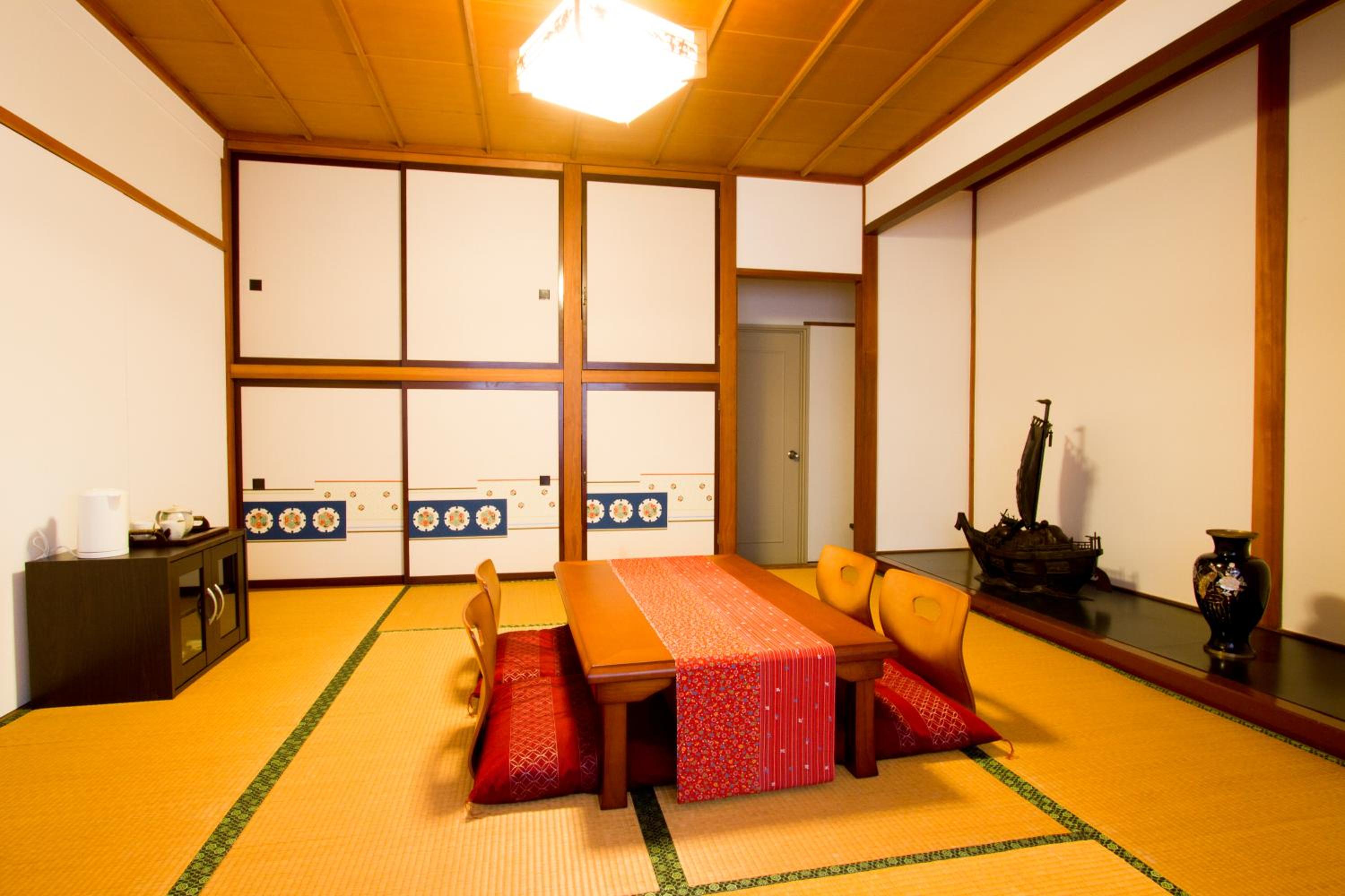 Guesthouse Fujinokura Kawaguchiko Ekimaeten