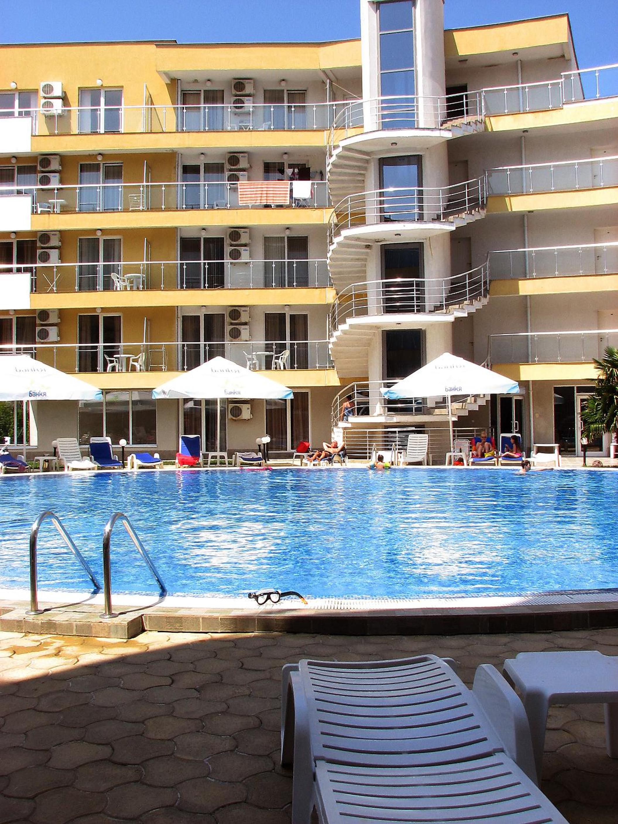Two-Bedroom Apartment Donika view 4