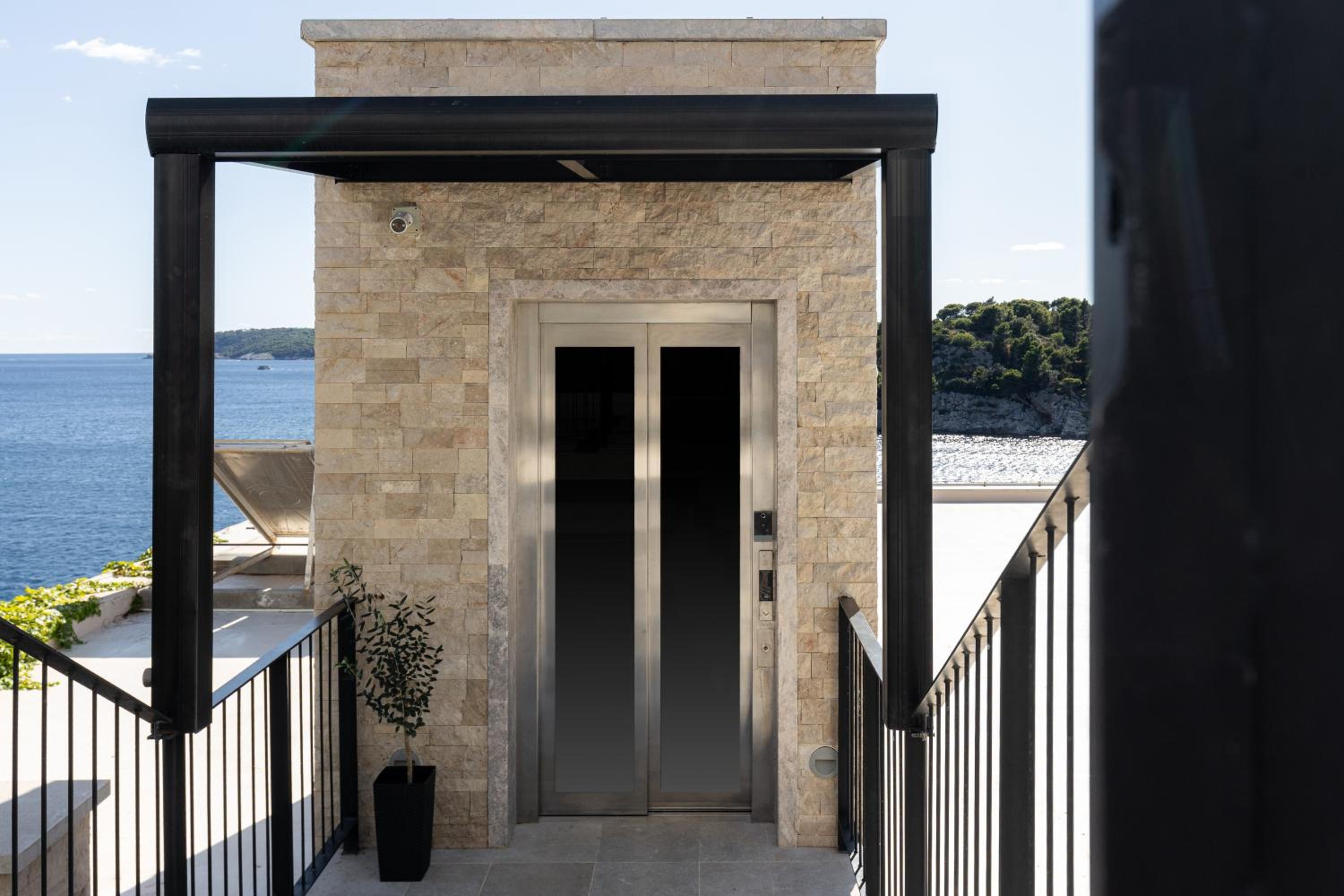 Villa Amelie - Private Seaside Haven