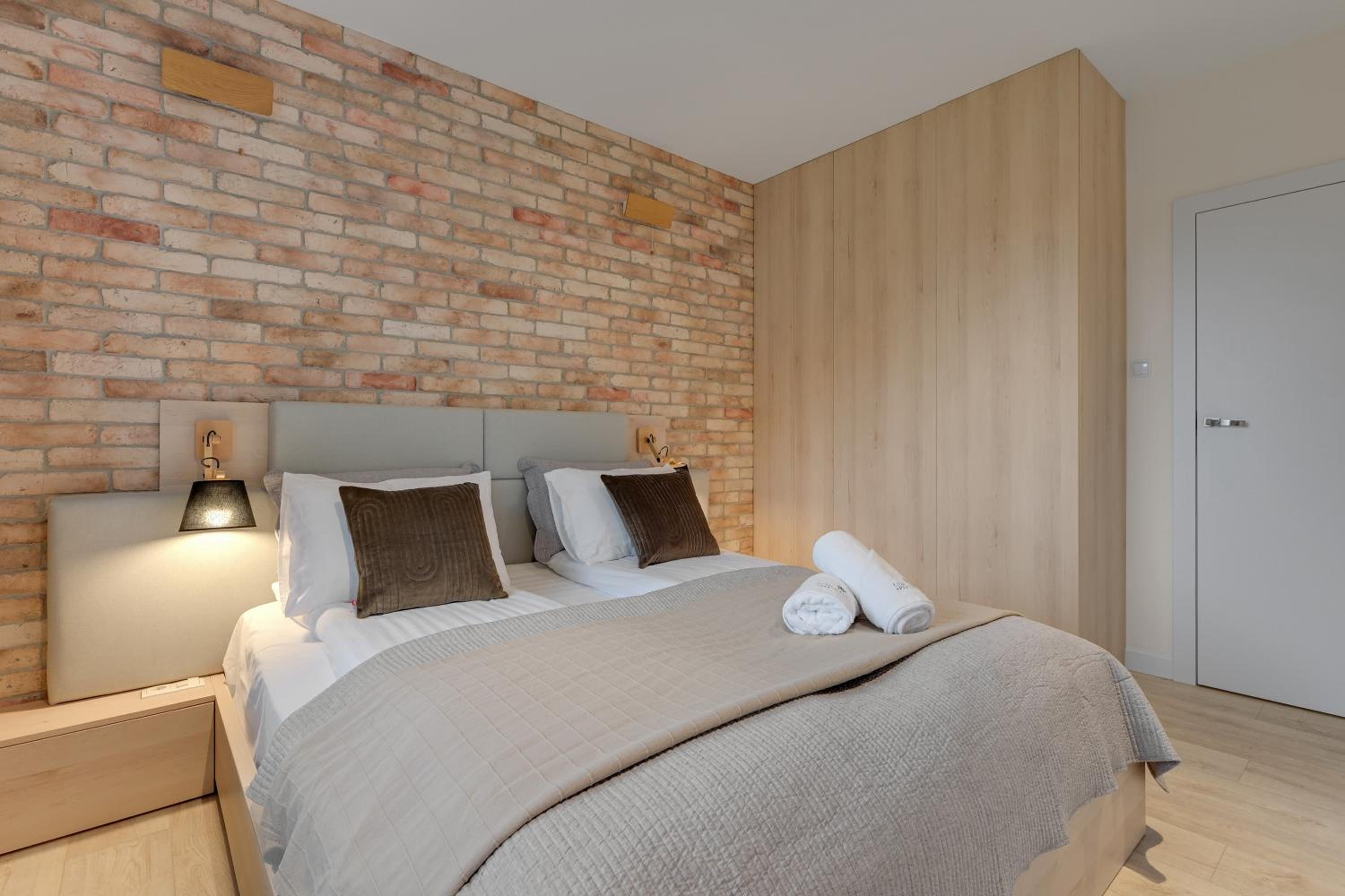 Forest Rivus Apartment with Parking by Lion Apartments