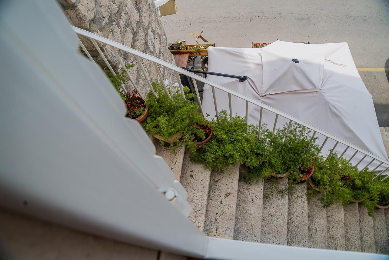 Apartments Tonšić