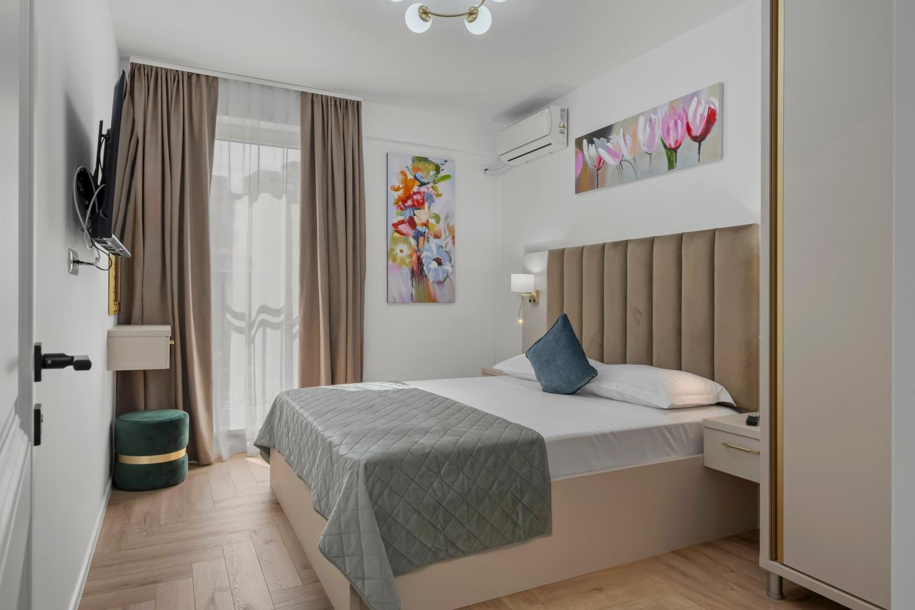 Boutique Hotel - Central Luxury Apartments