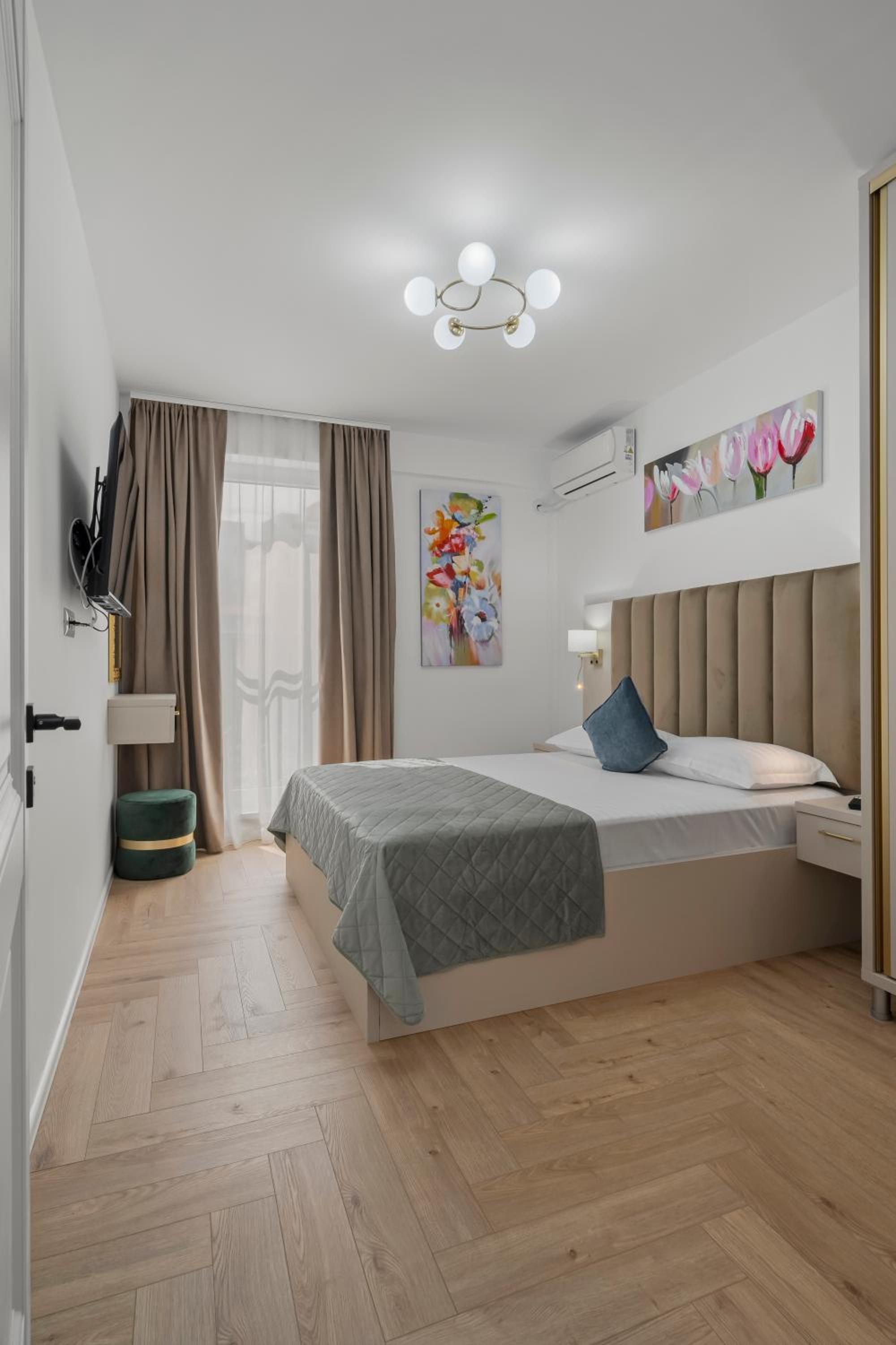 Boutique Hotel - Central Luxury Apartments