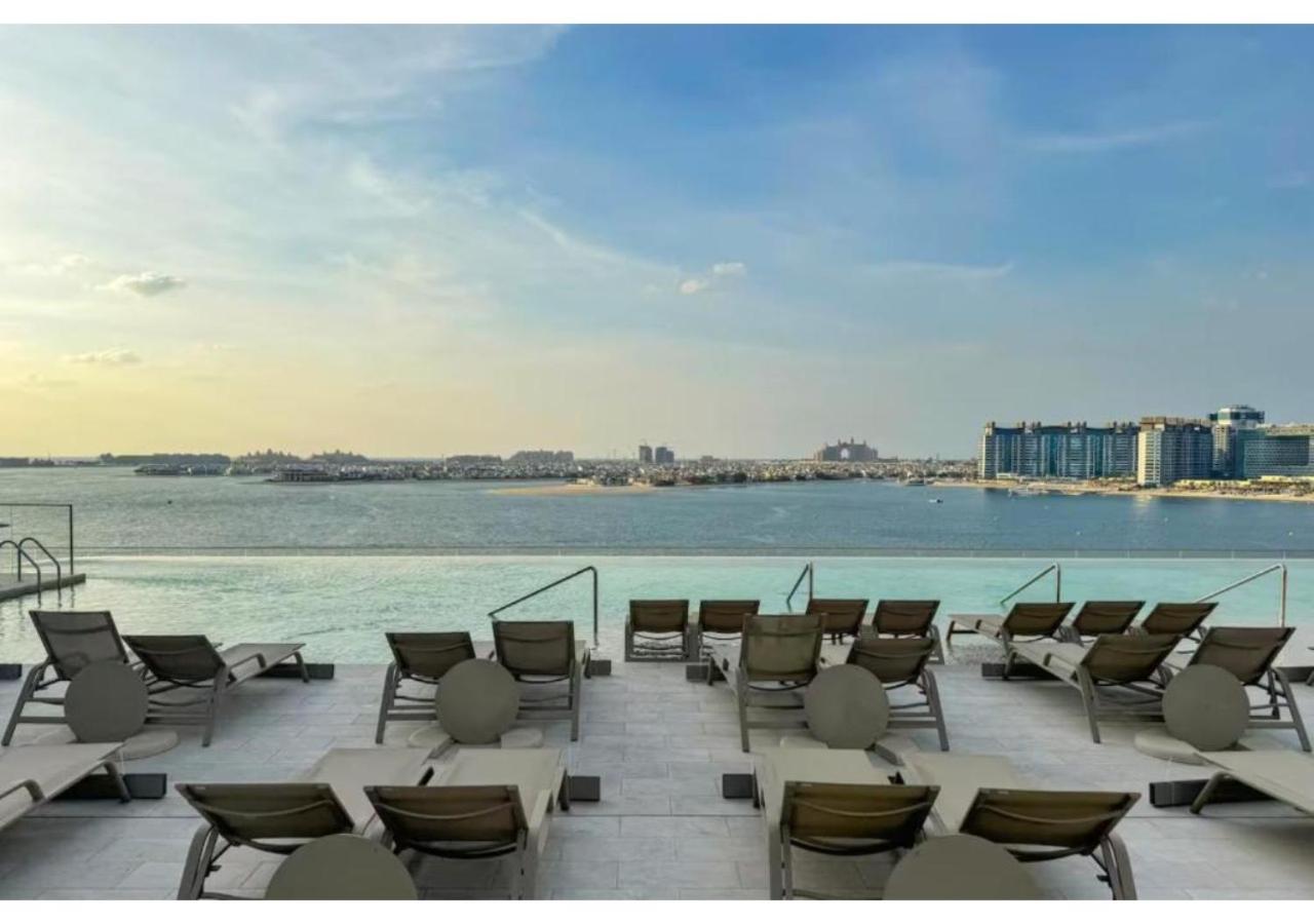 KeyRock - Grand Bleu Escape with Iconic Palm Views