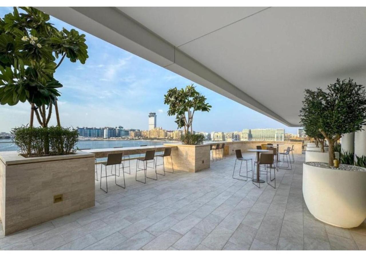 KeyRock - Grand Bleu Escape with Iconic Palm Views