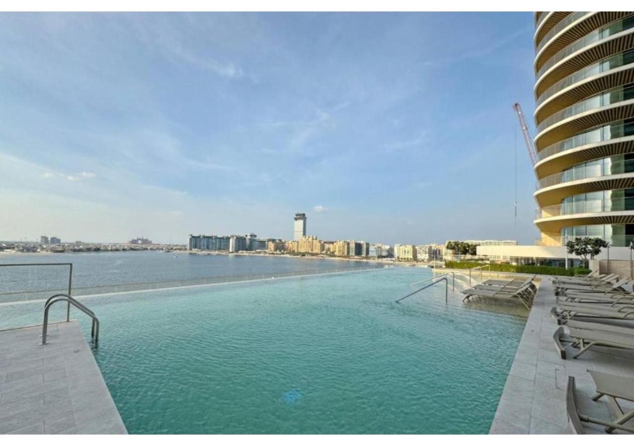 KeyRock - Dreamy Stay with Palm View - Emaar Beach