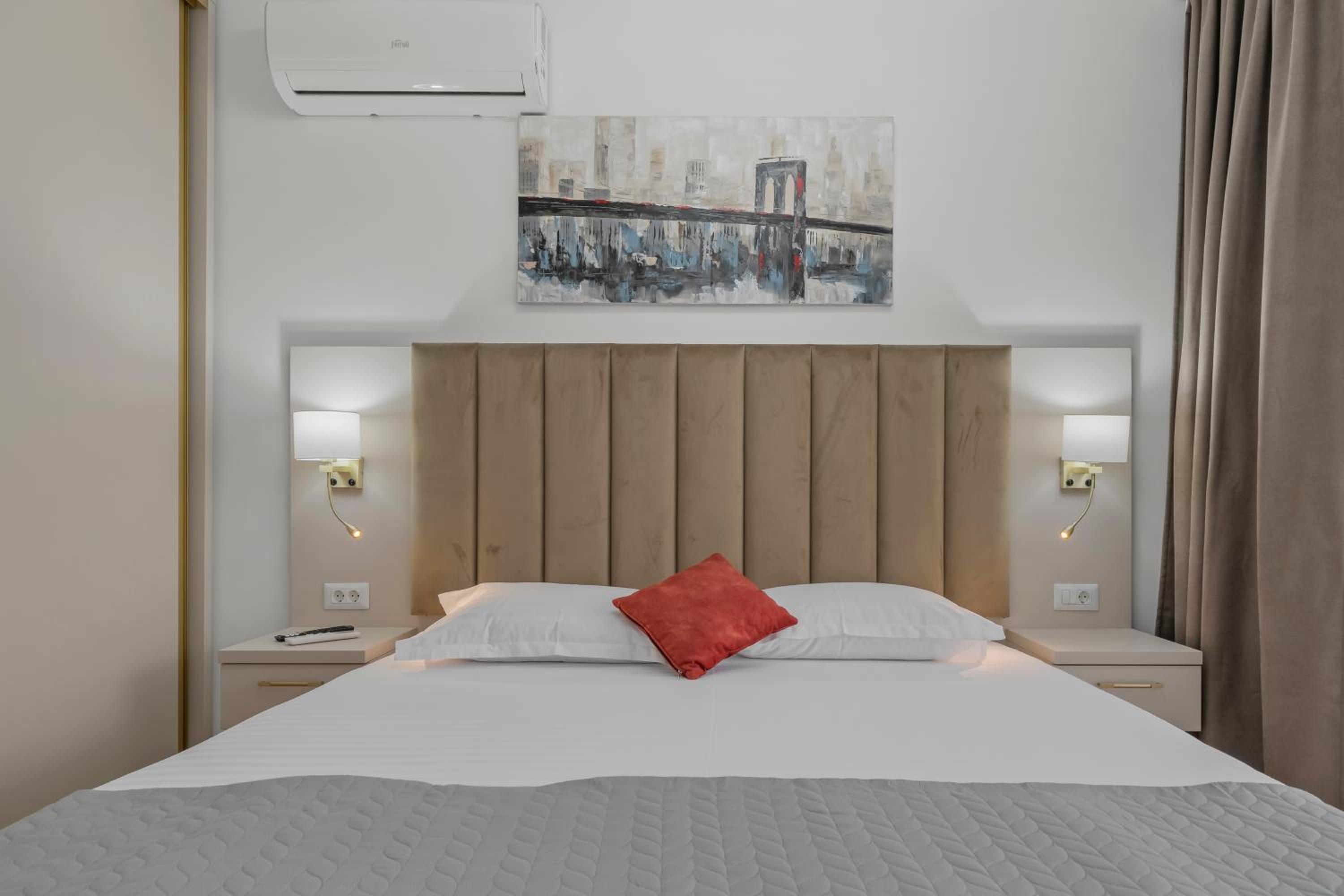 Boutique Hotel - Central Luxury Apartments