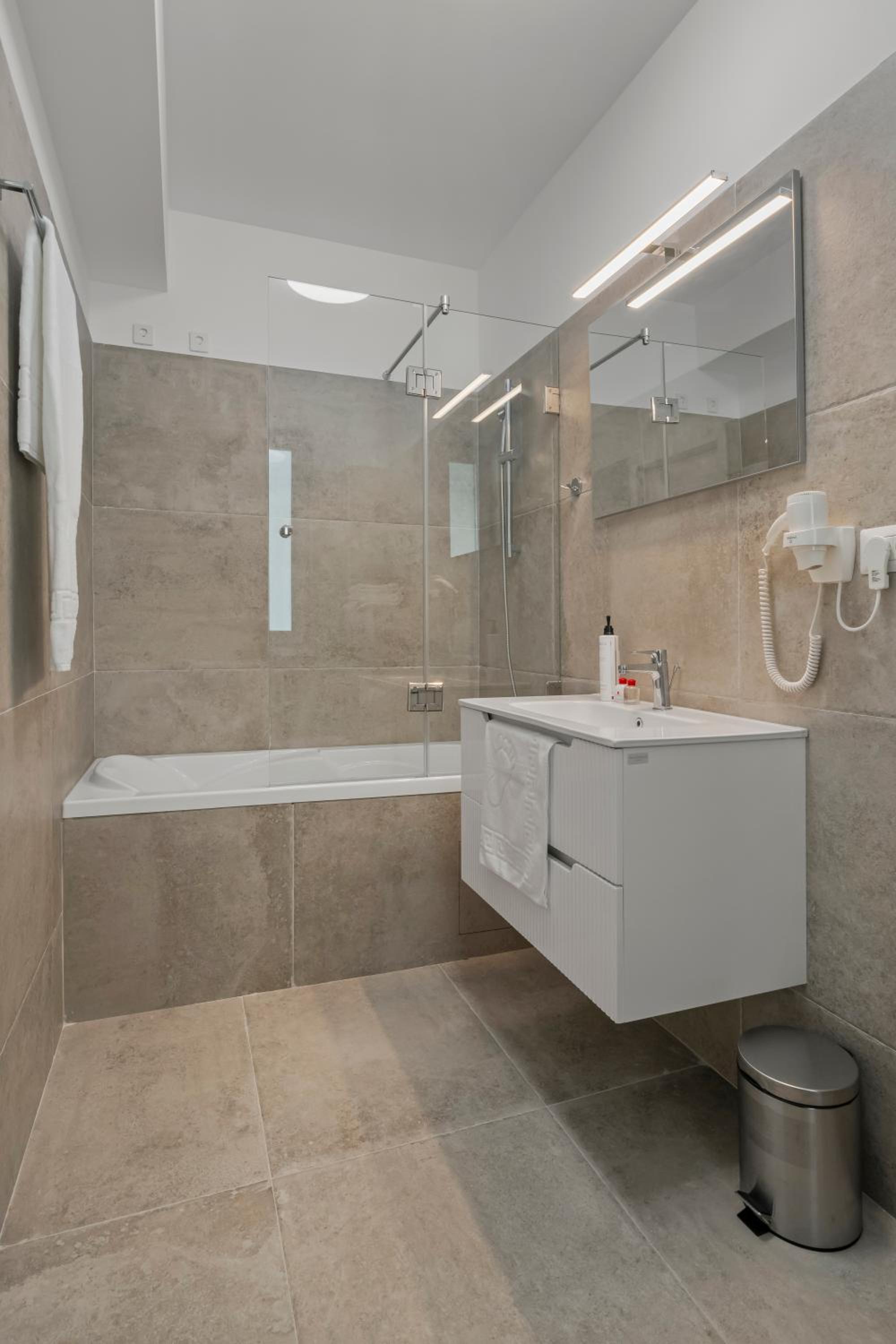 Boutique Hotel - Central Luxury Apartments