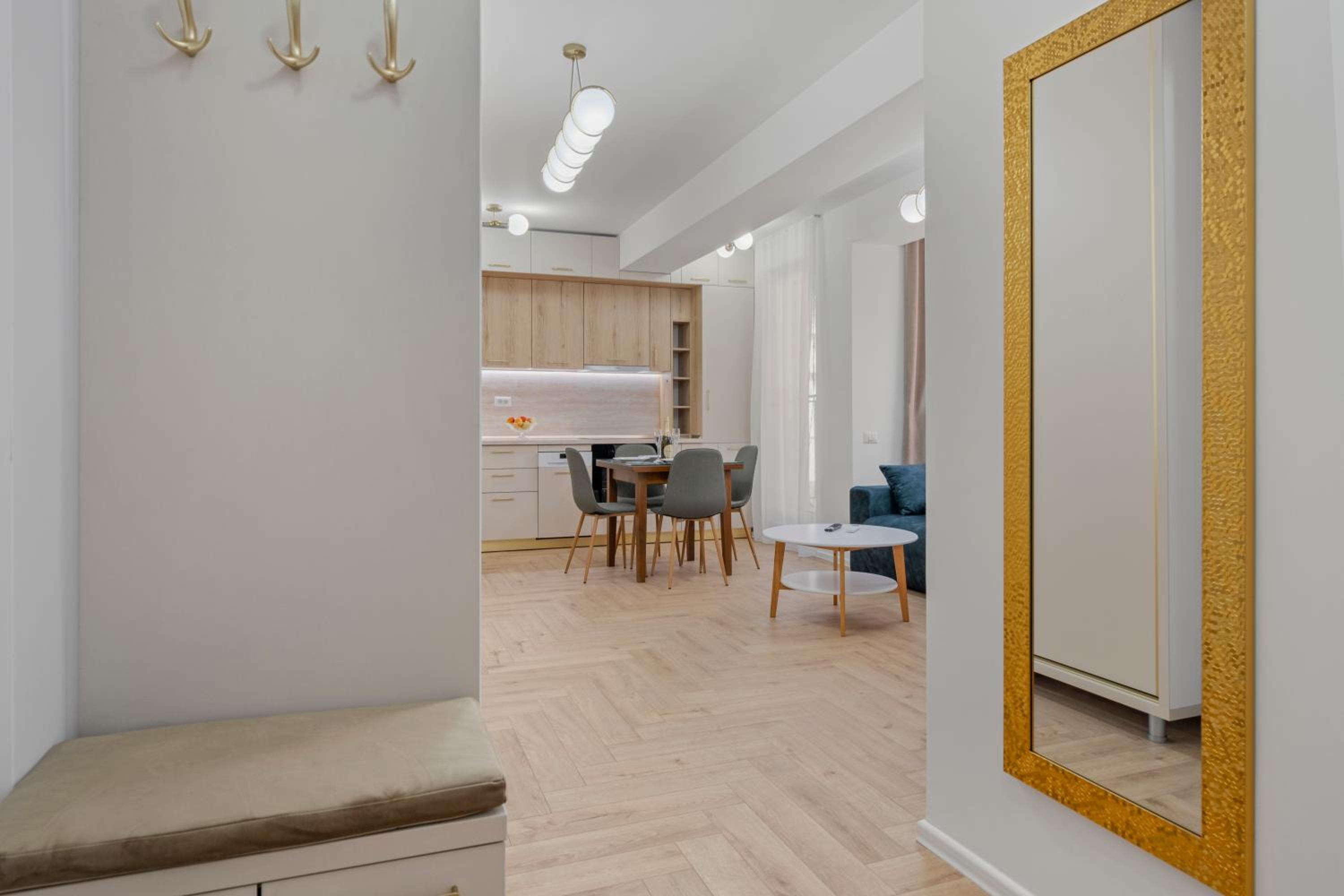 Boutique Hotel - Central Luxury Apartments